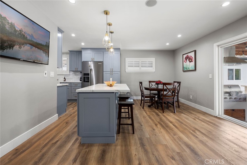 1400 W Wilshire Avenue