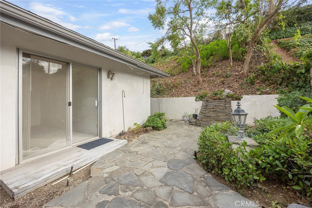 240 W Wedgewood