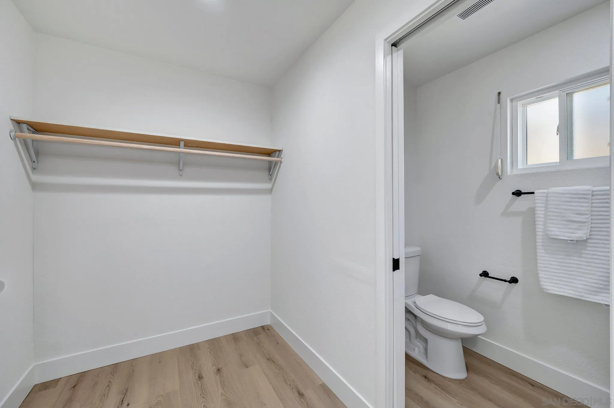 24936 Via Lopez Ct