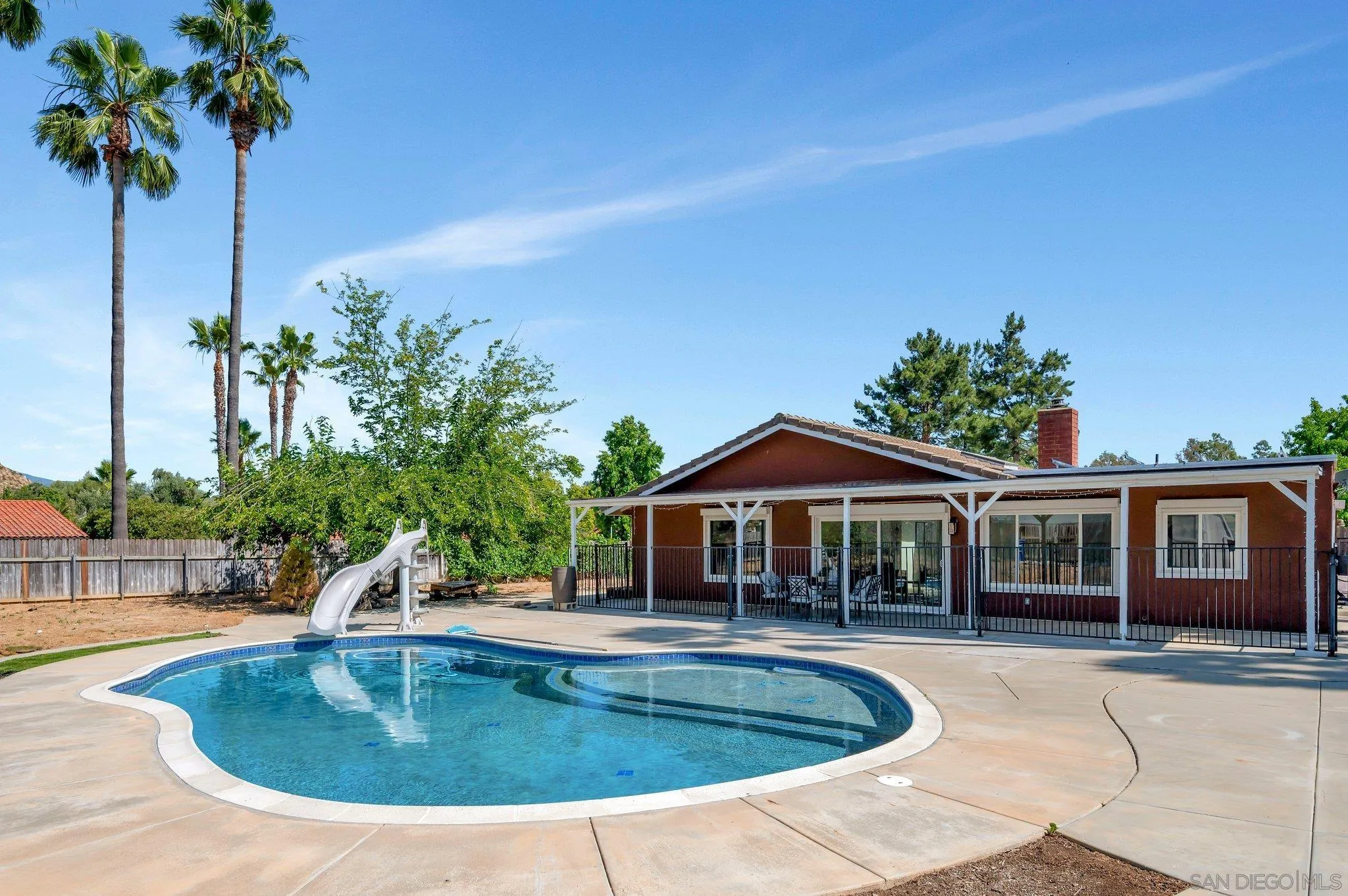 24936 Via Lopez Ct