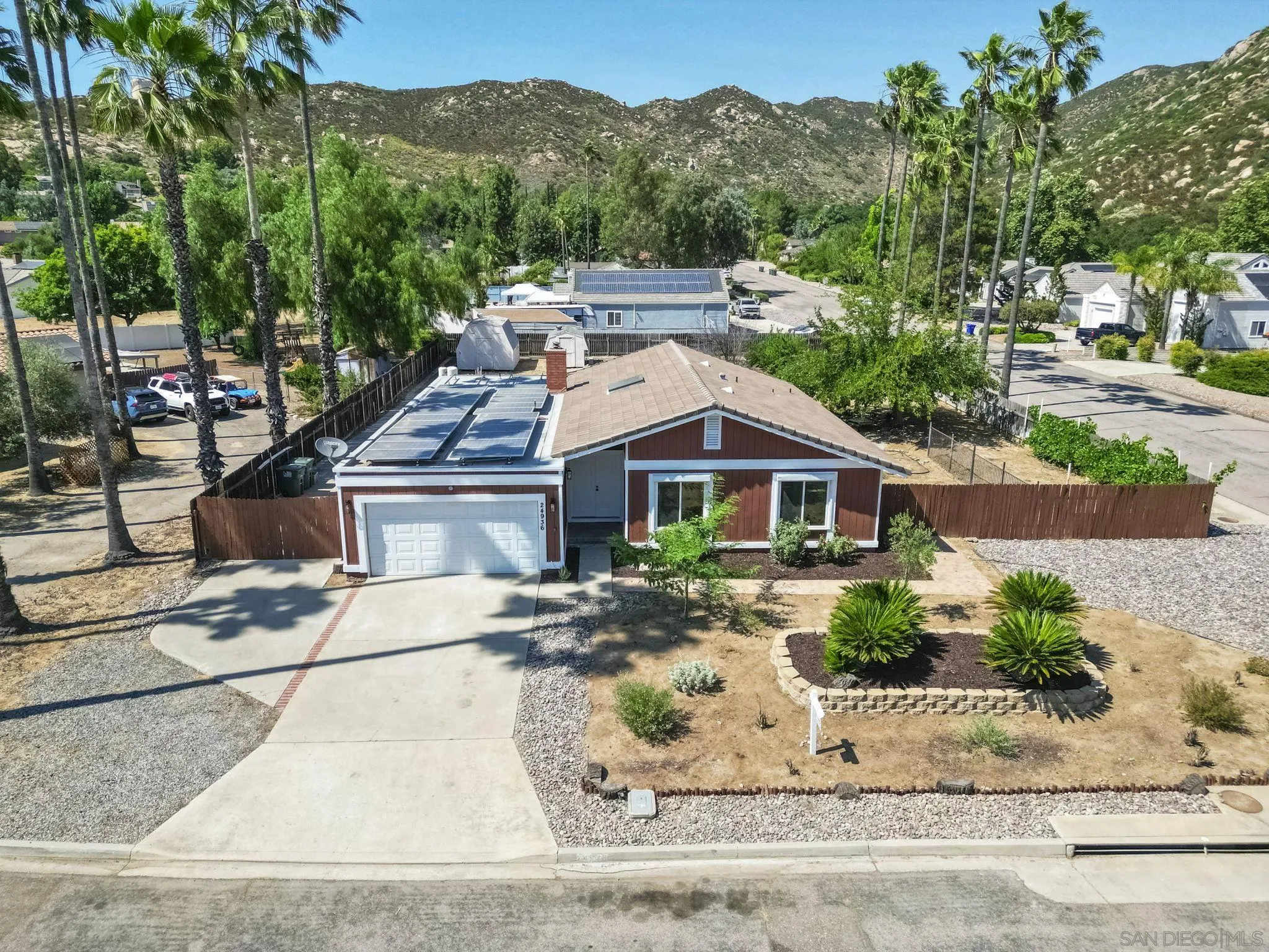 24936 Via Lopez Ct