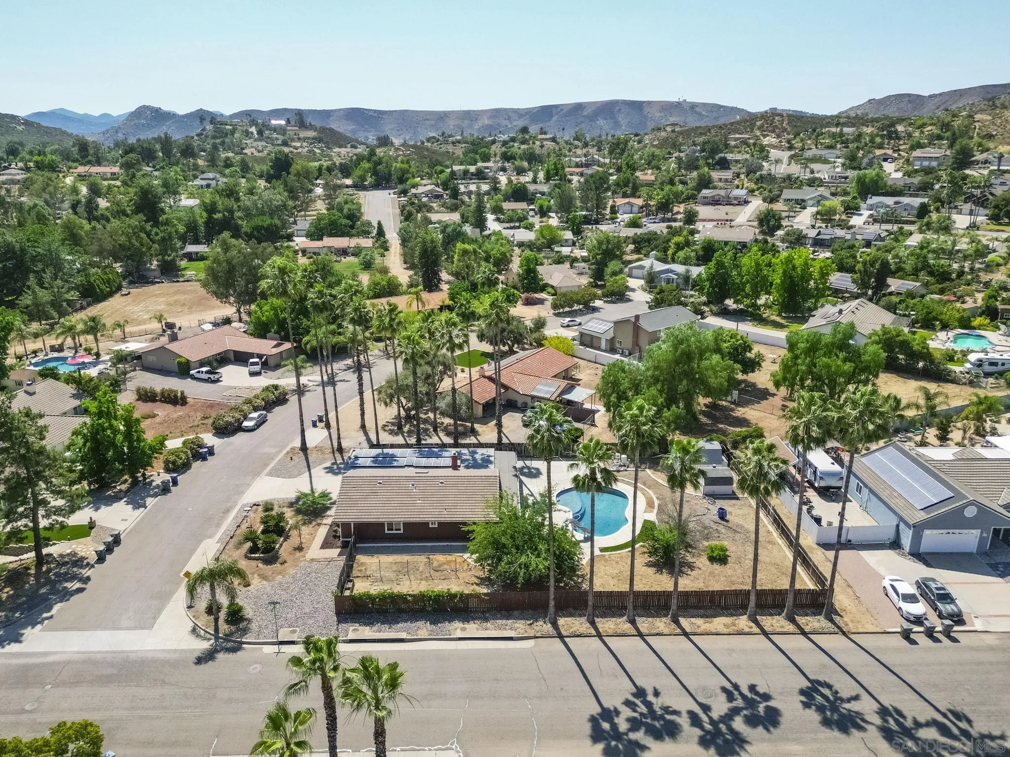 24936 Via Lopez Ct