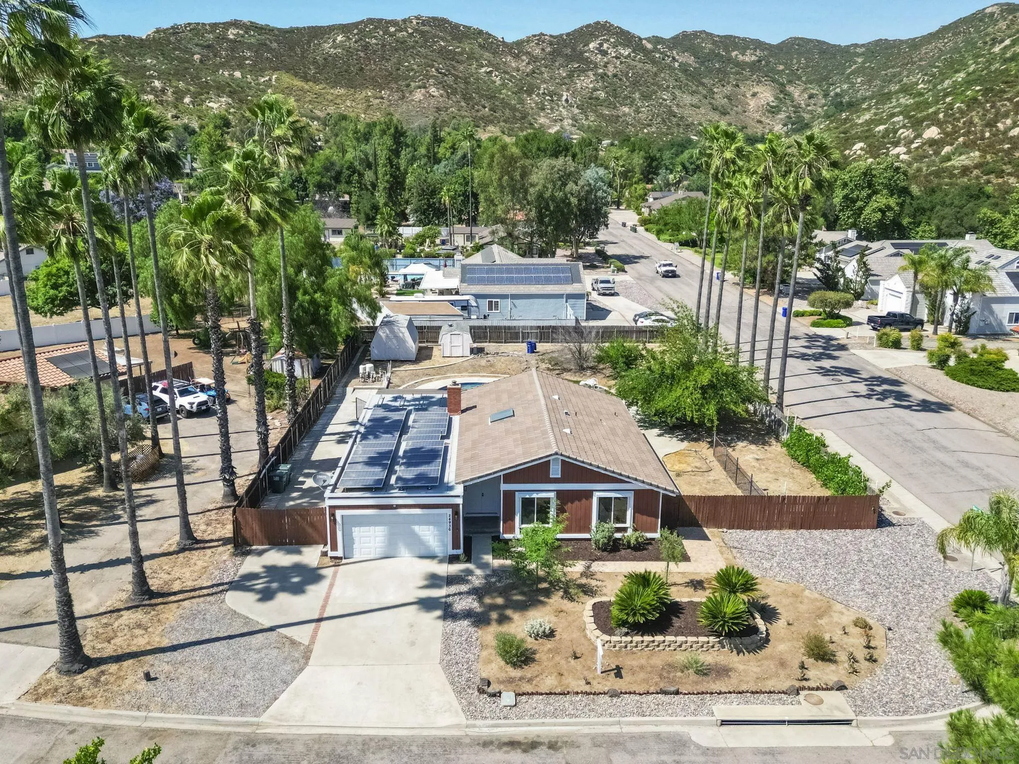 24936 Via Lopez Ct