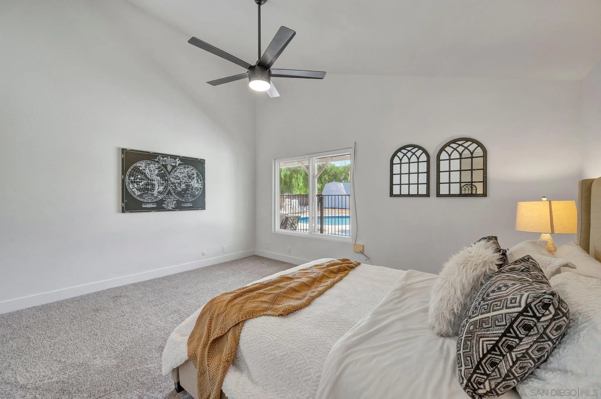 24936 Via Lopez Ct