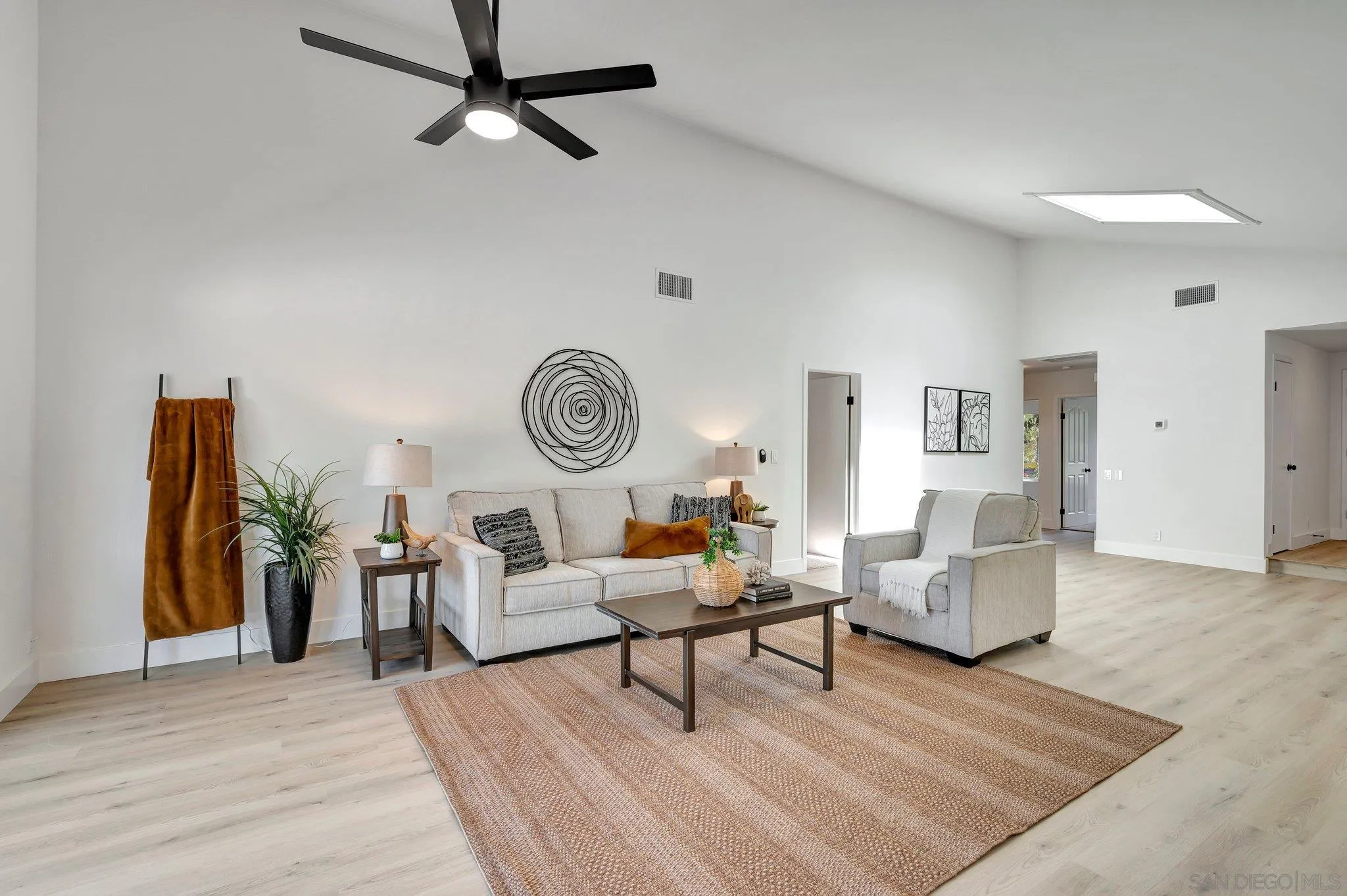 24936 Via Lopez Ct