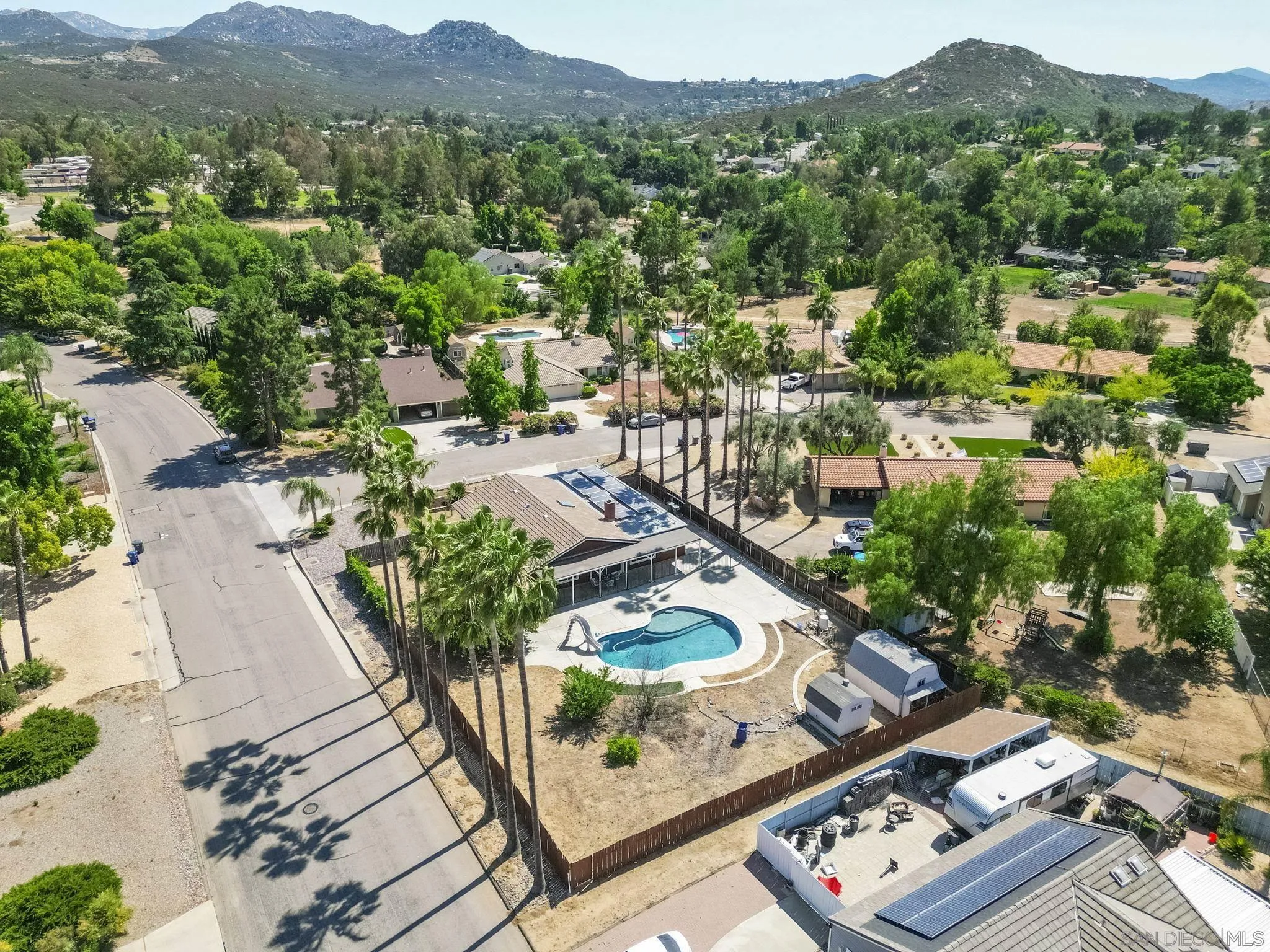 24936 Via Lopez Ct