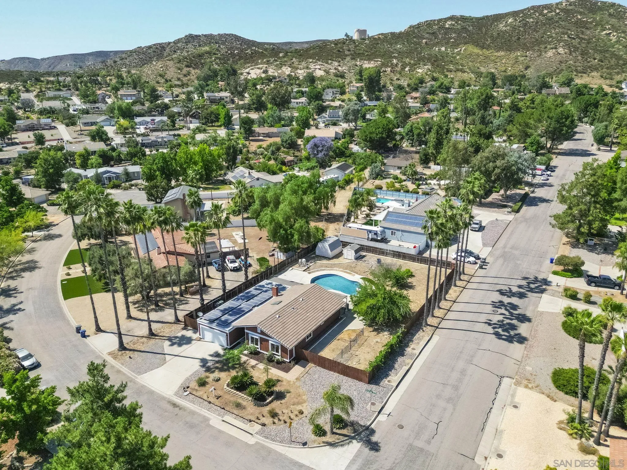 24936 Via Lopez Ct