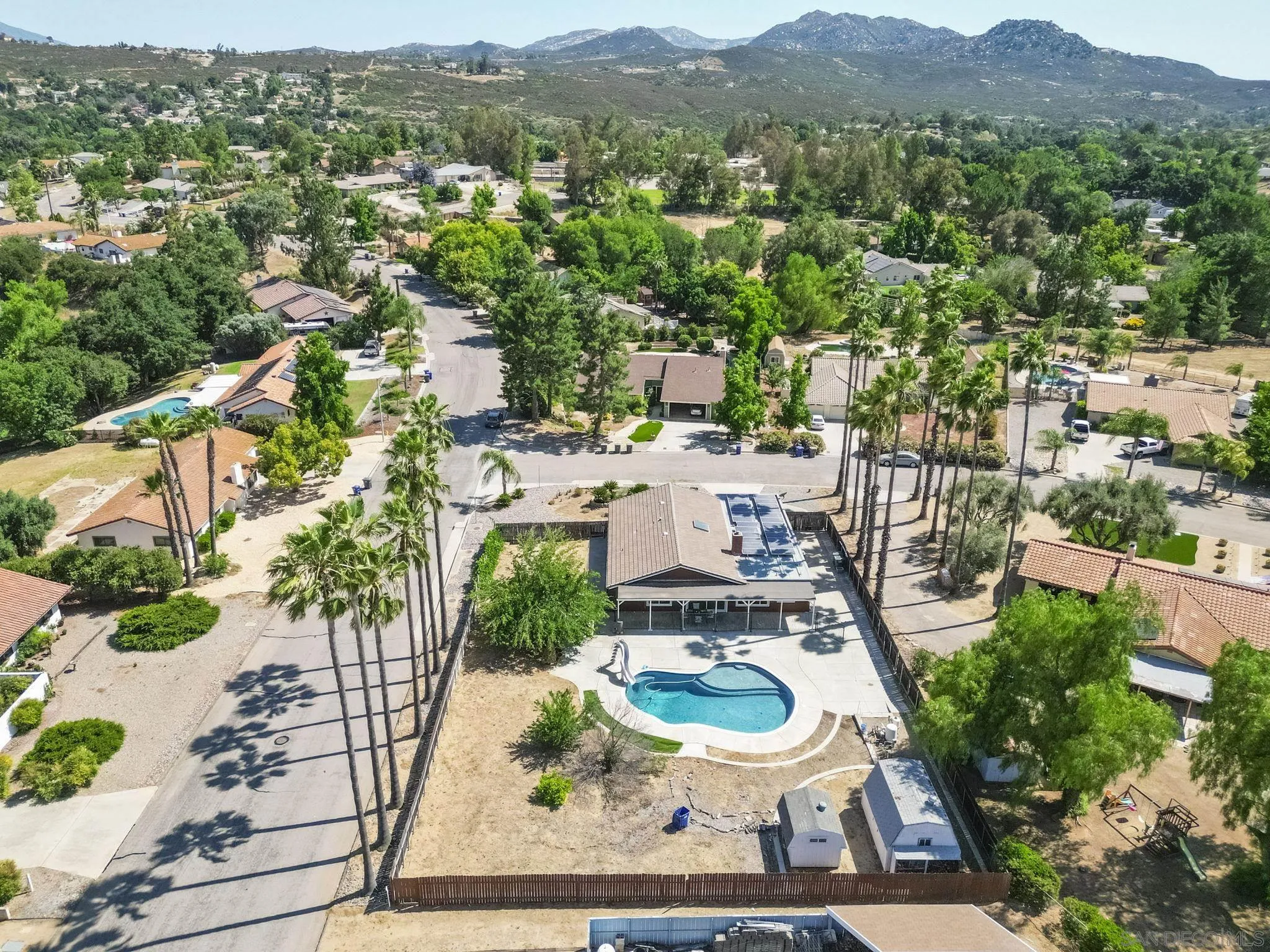 24936 Via Lopez Ct