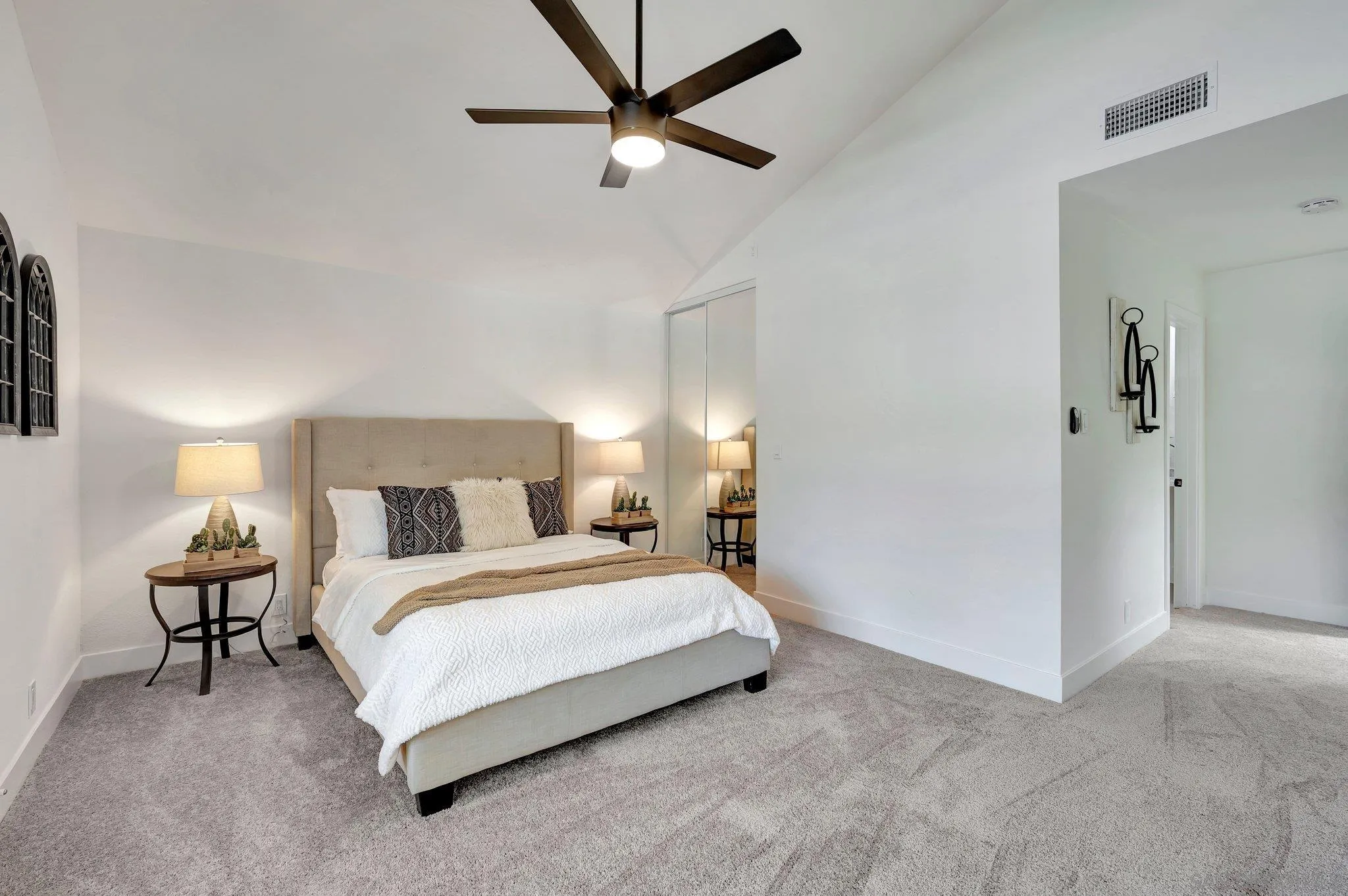 24936 Via Lopez Ct
