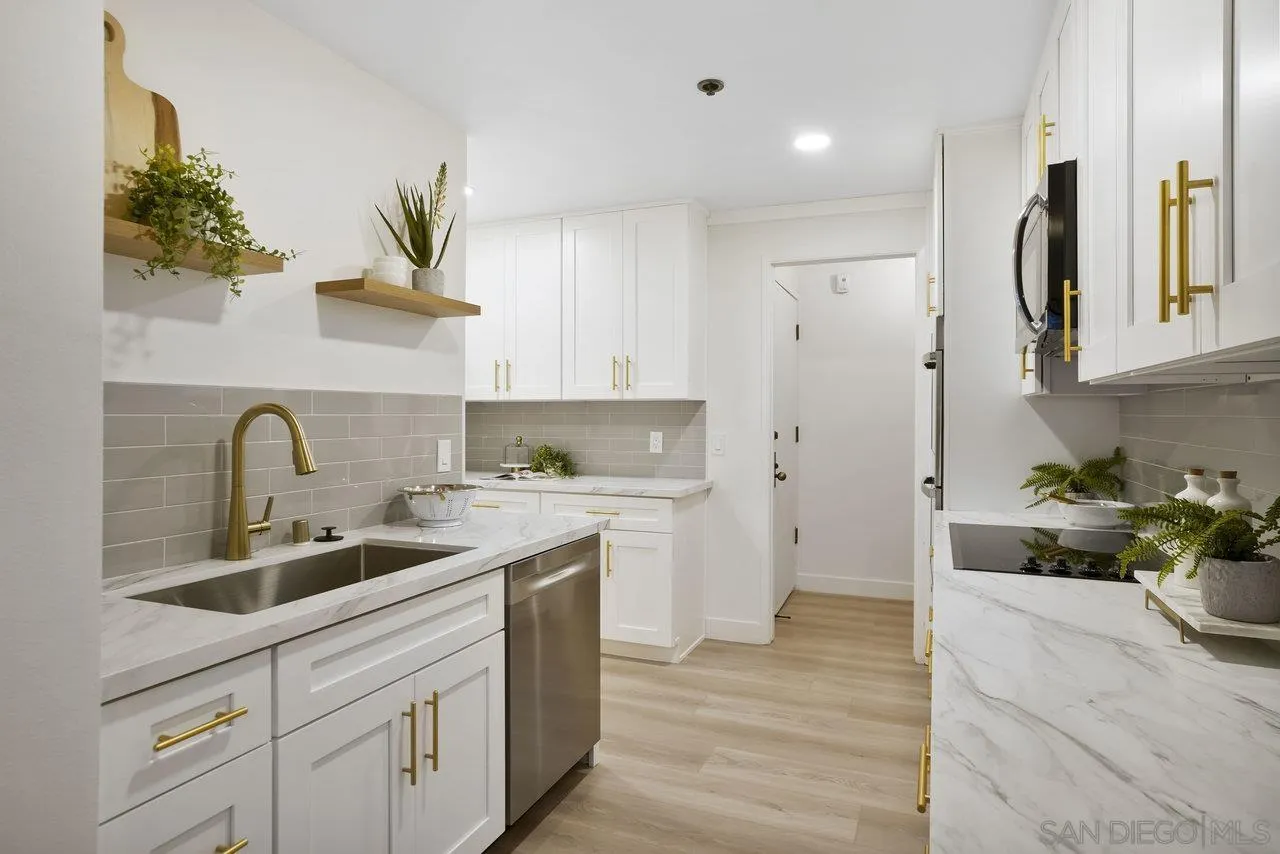 8263 Camino Del Oro Unit 281