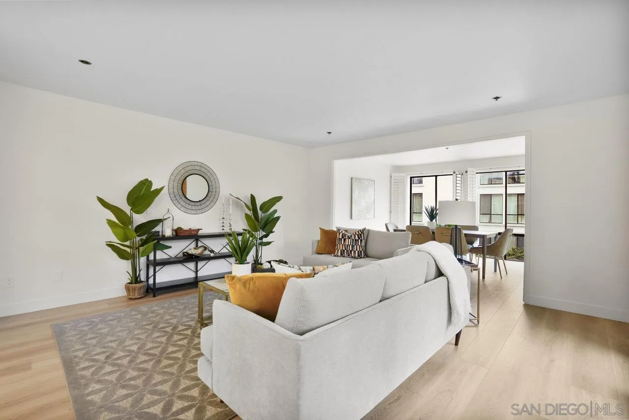 8263 Camino Del Oro Unit 281