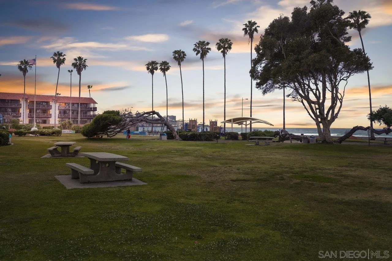 8263 Camino Del Oro Unit 281