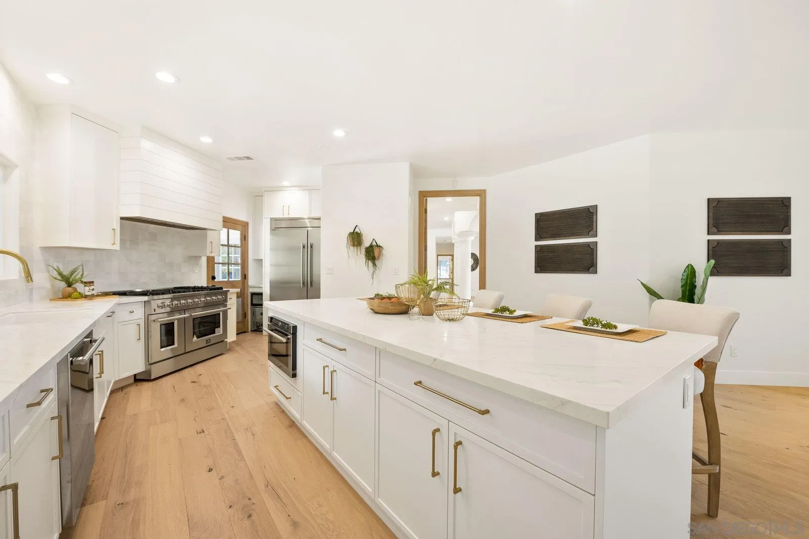17601 Valle Verde