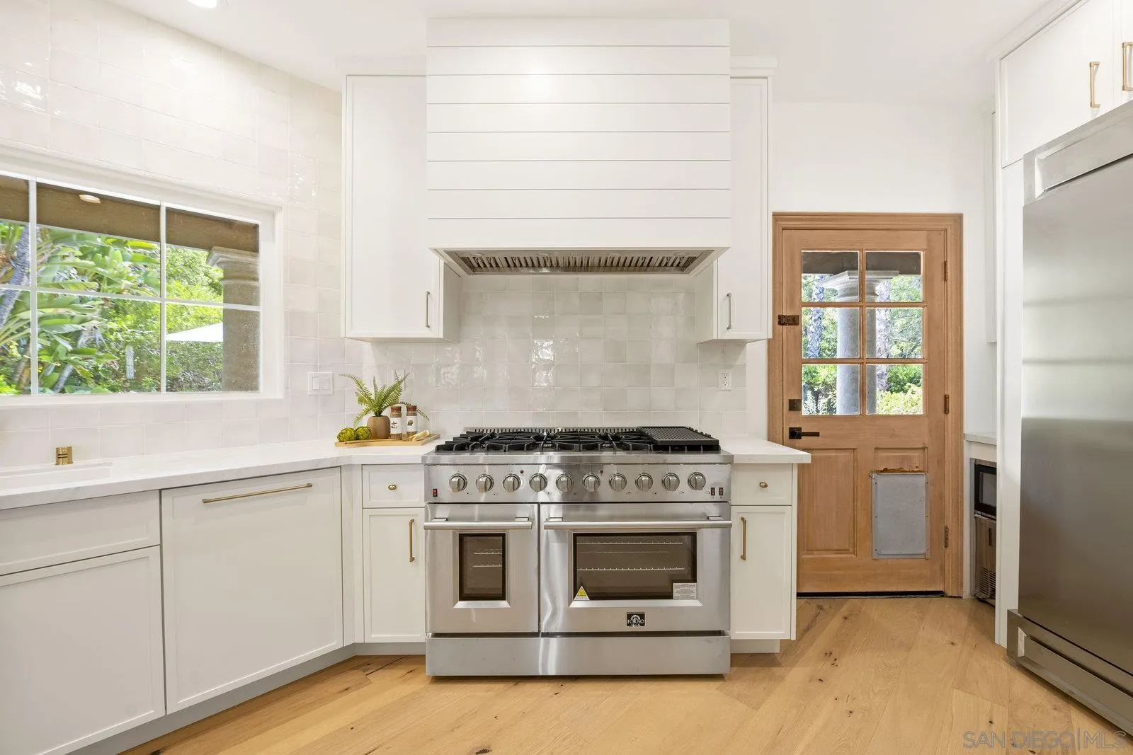 17601 Valle Verde