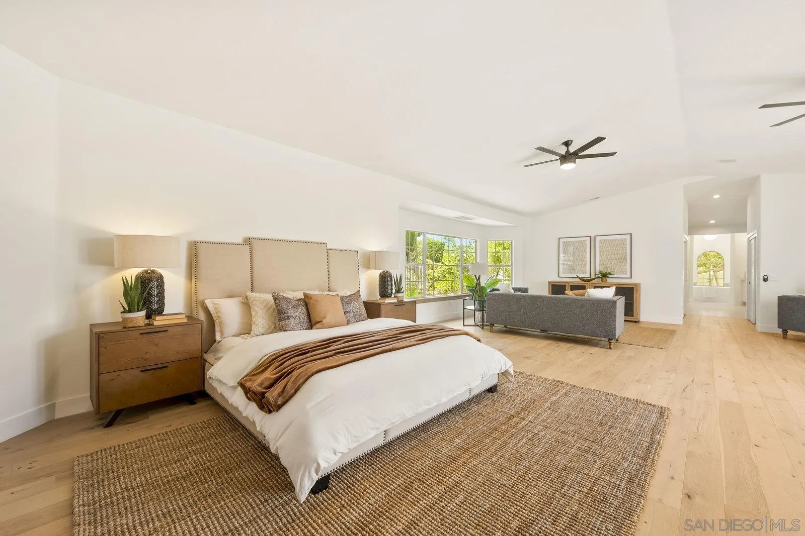 17601 Valle Verde