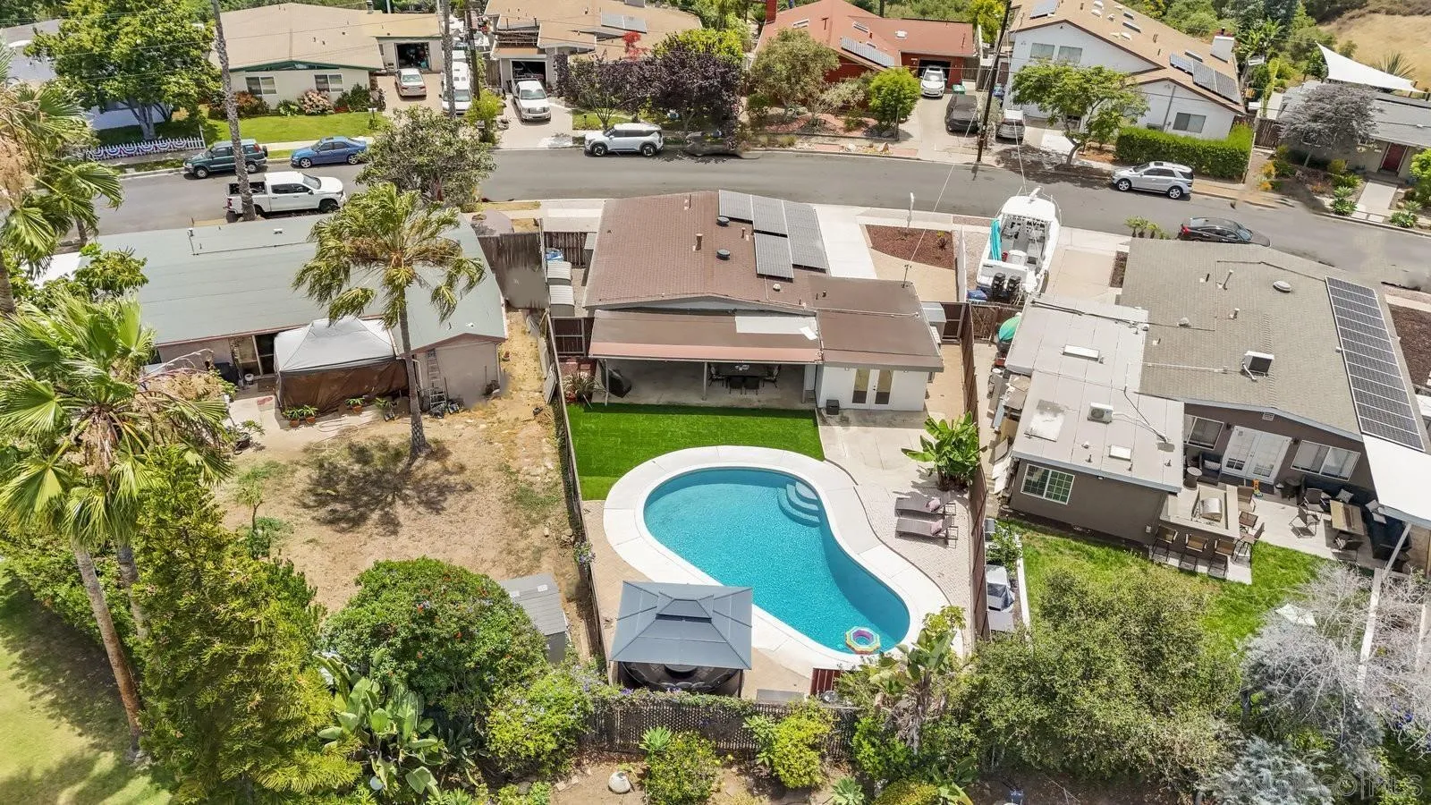 4527 Chinook Court