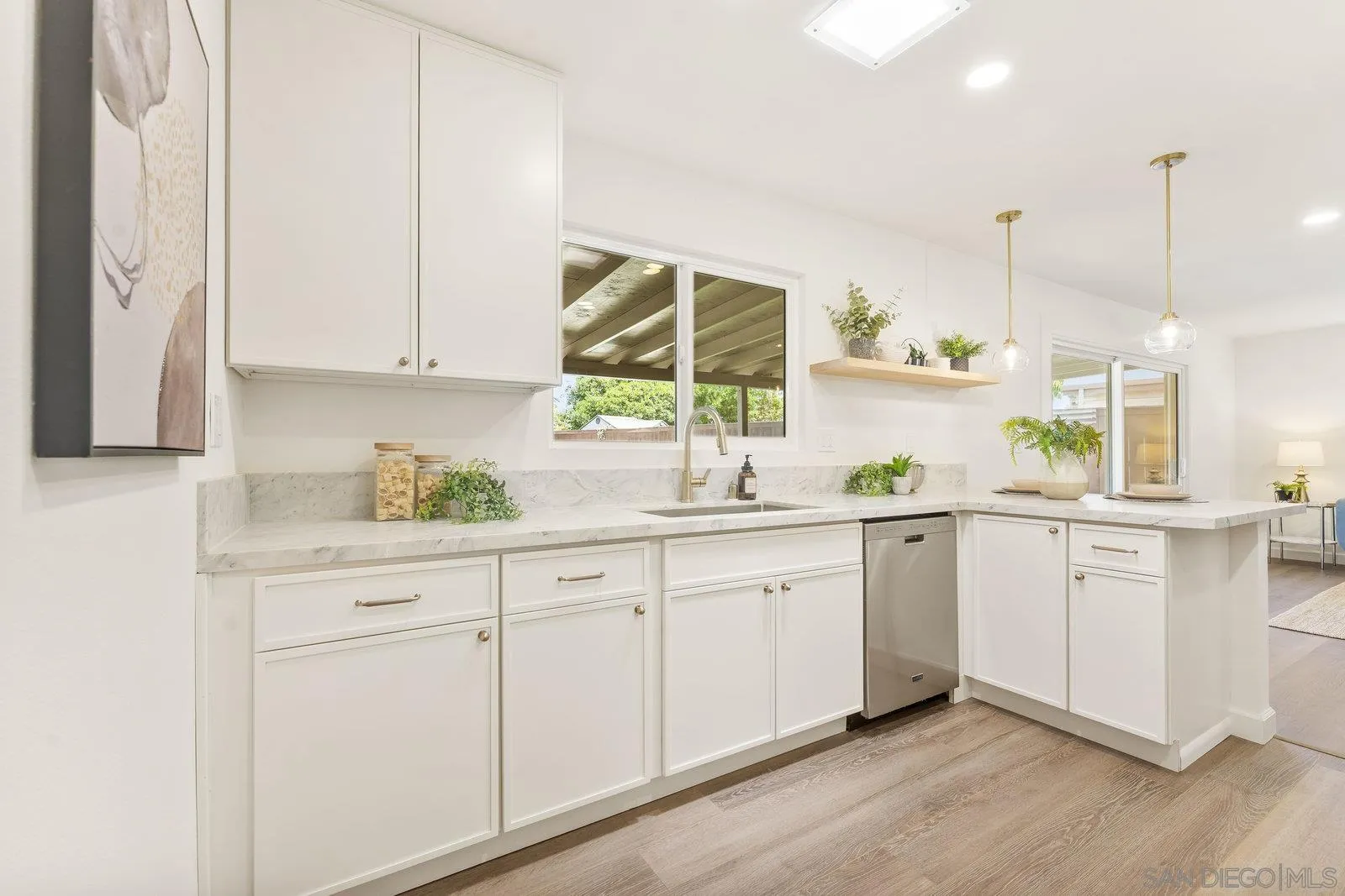4527 Chinook Court