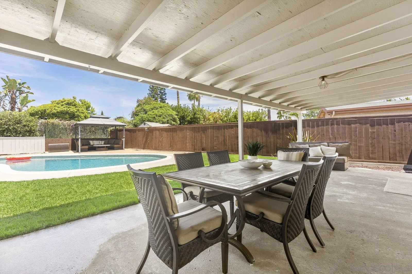 4527 Chinook Court