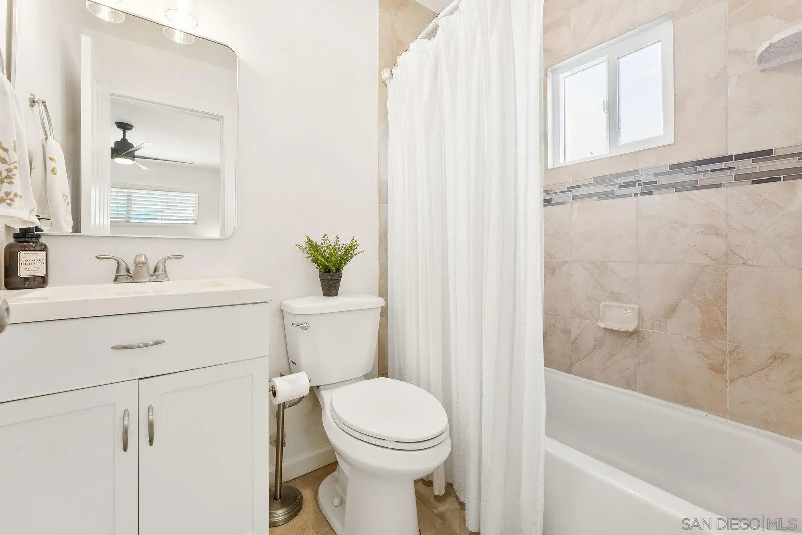 4527 Chinook Court