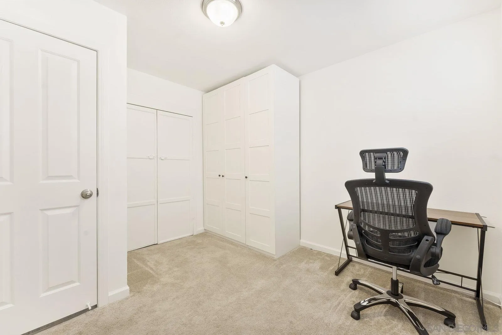 4527 Chinook Court