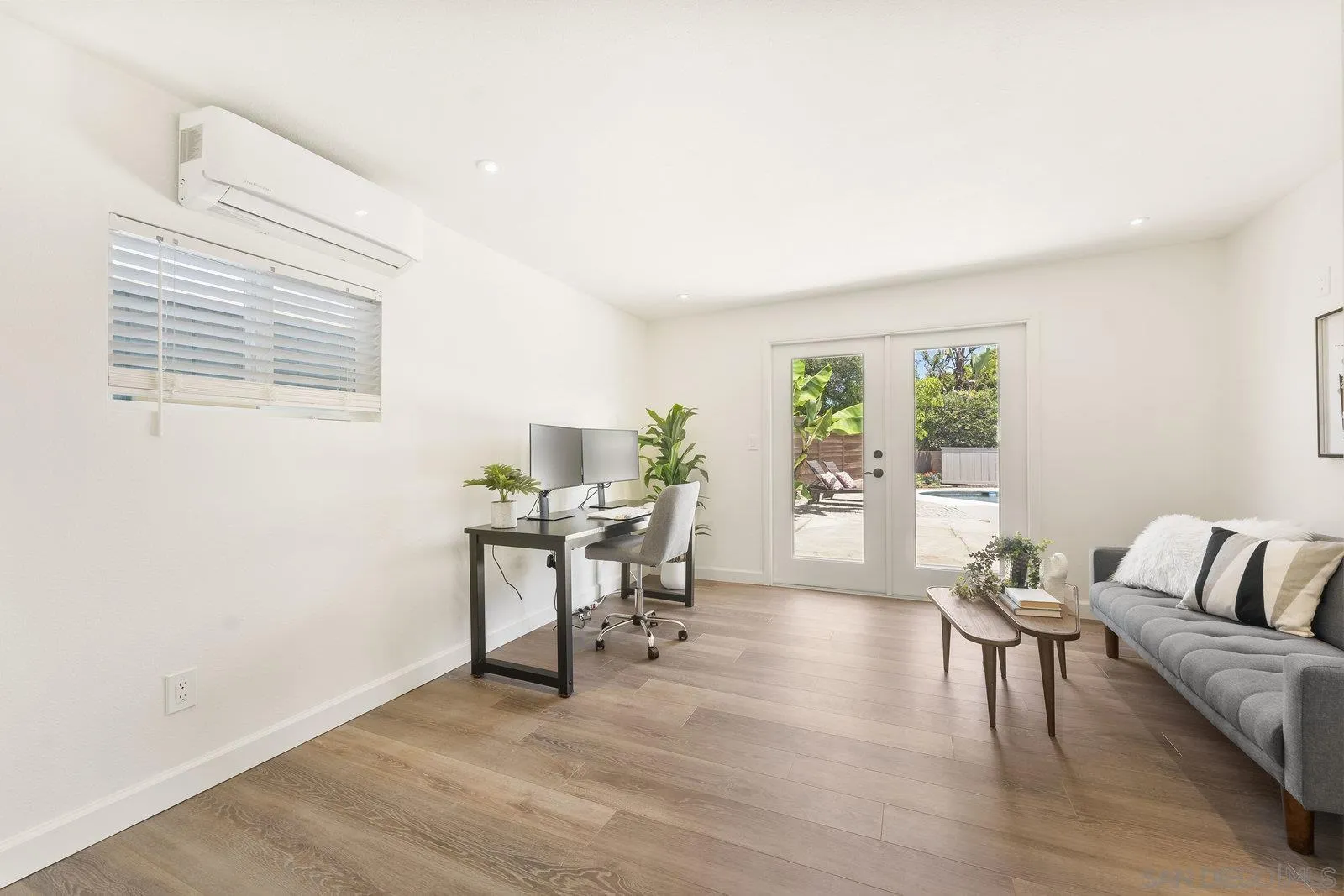 4527 Chinook Court