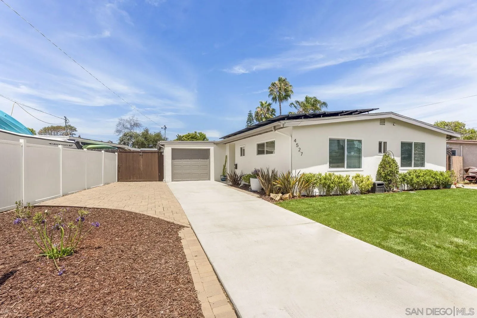 4527 Chinook Court