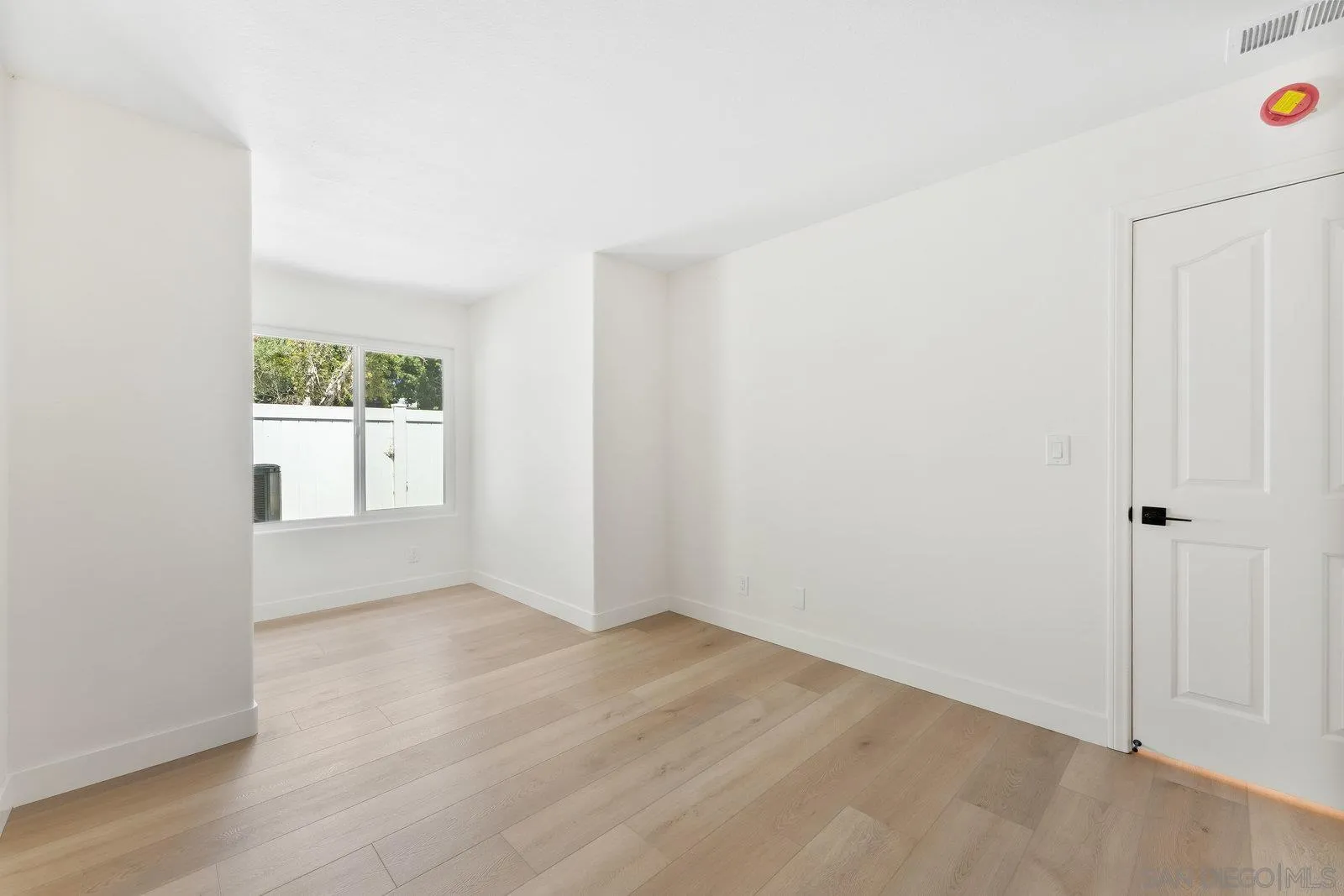 3195 Calle De Oro