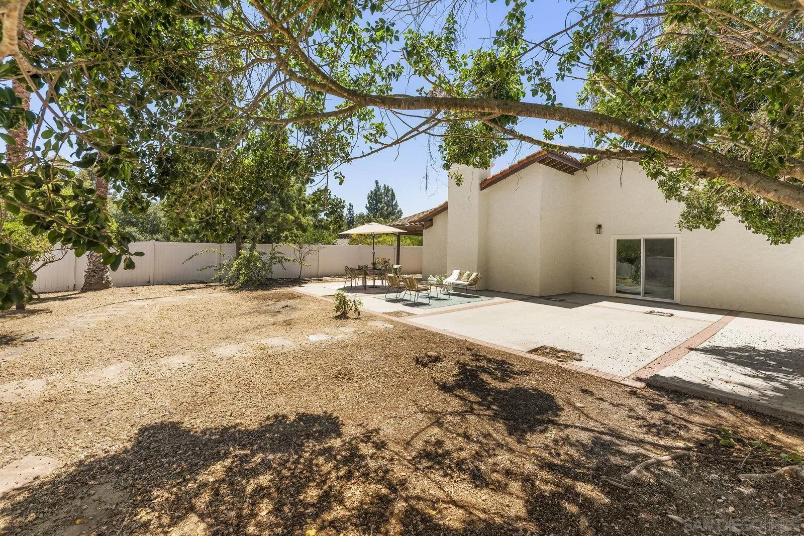 3195 Calle De Oro