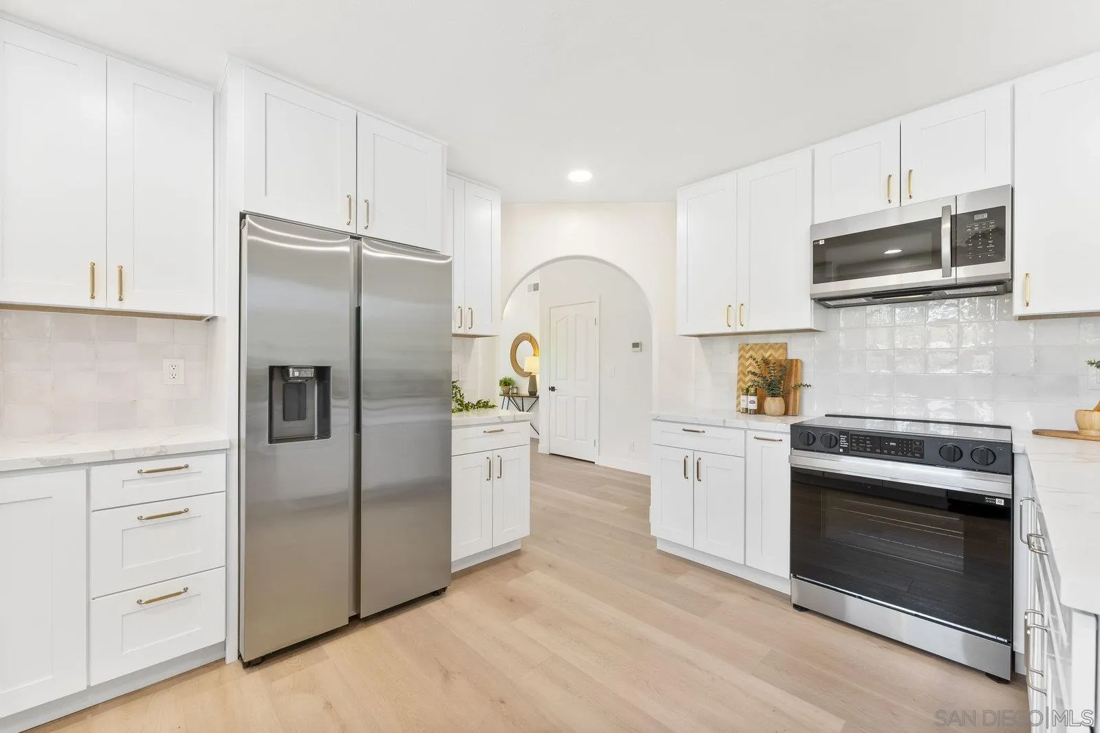 3195 Calle De Oro