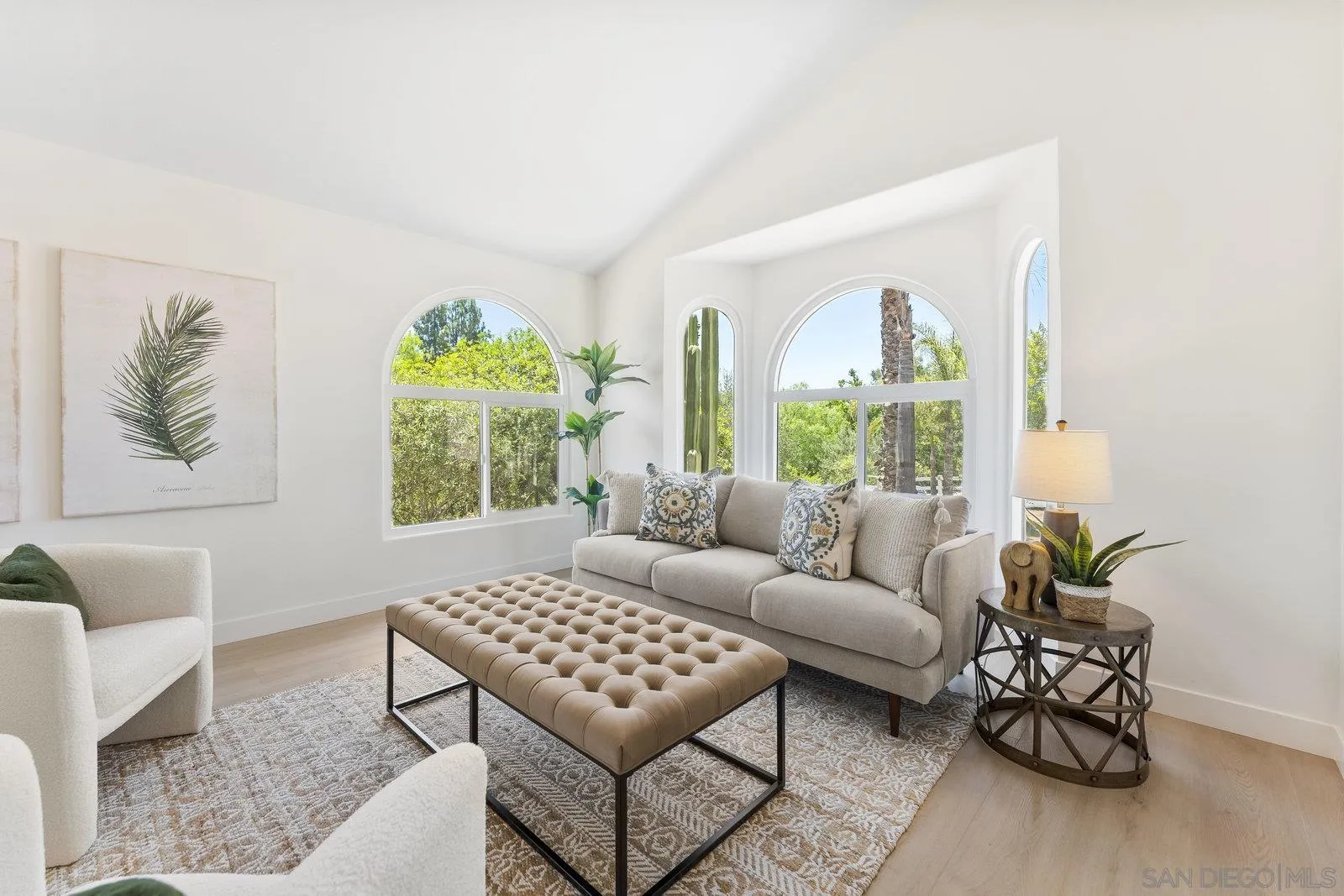 3195 Calle De Oro