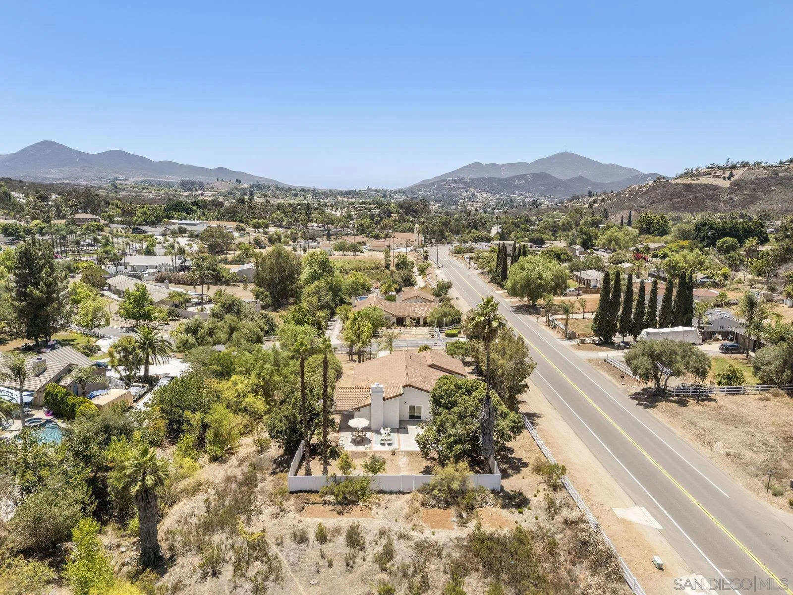 3195 Calle De Oro