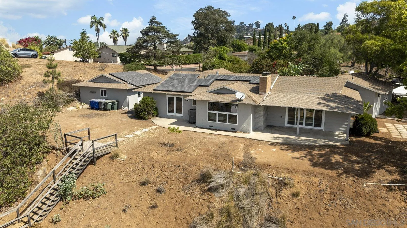 9484-86 La Cuesta Dr