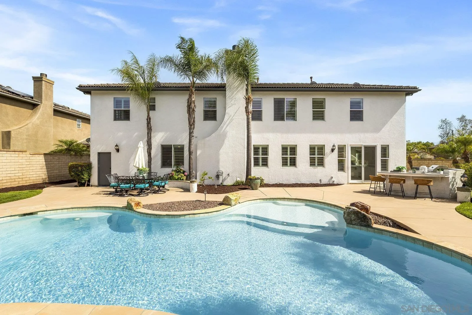 2337 Douglaston Glen