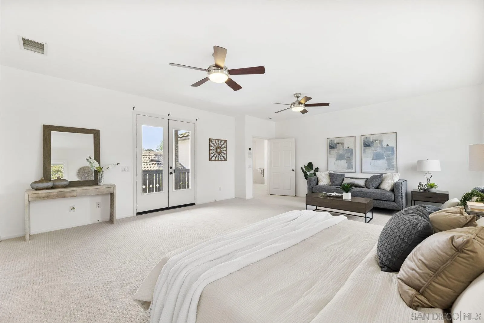 2337 Douglaston Glen
