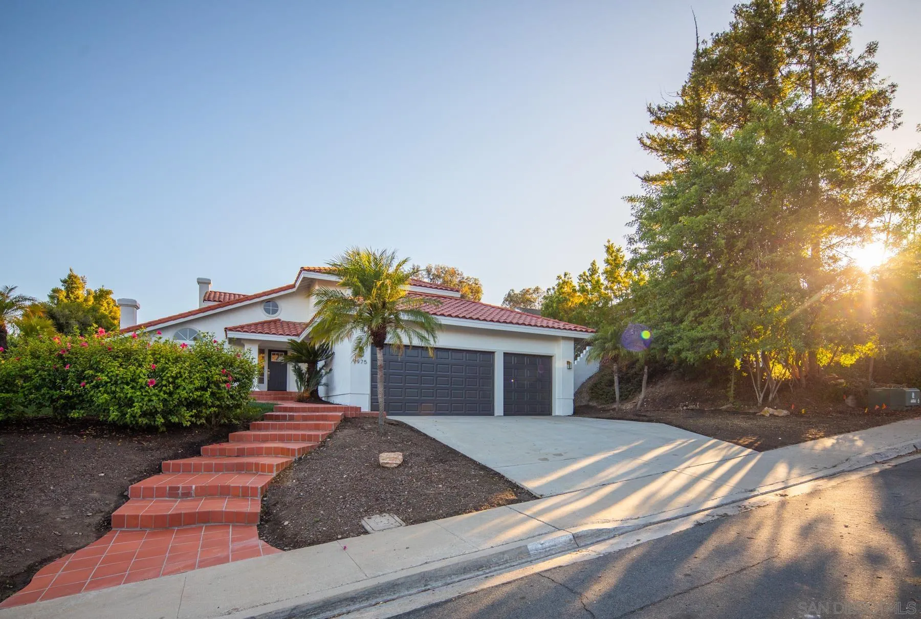 9975 Rue Chantemar, San Diego