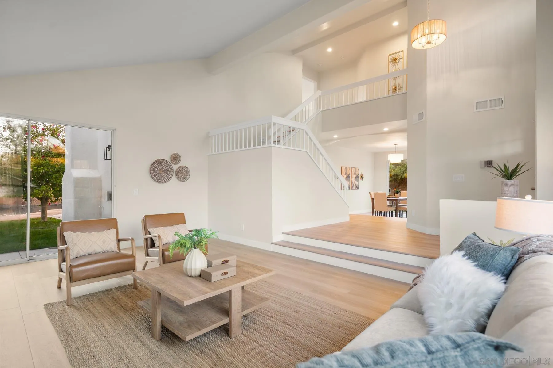 9975 Rue Chantemar, San Diego