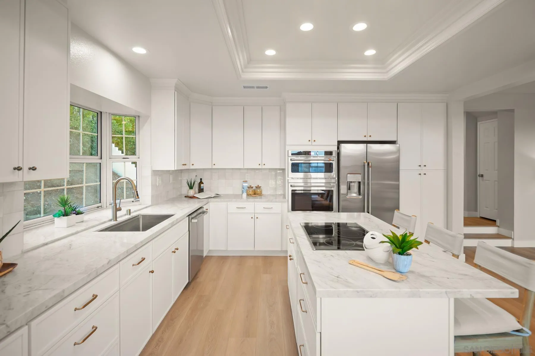 9975 Rue Chantemar, San Diego