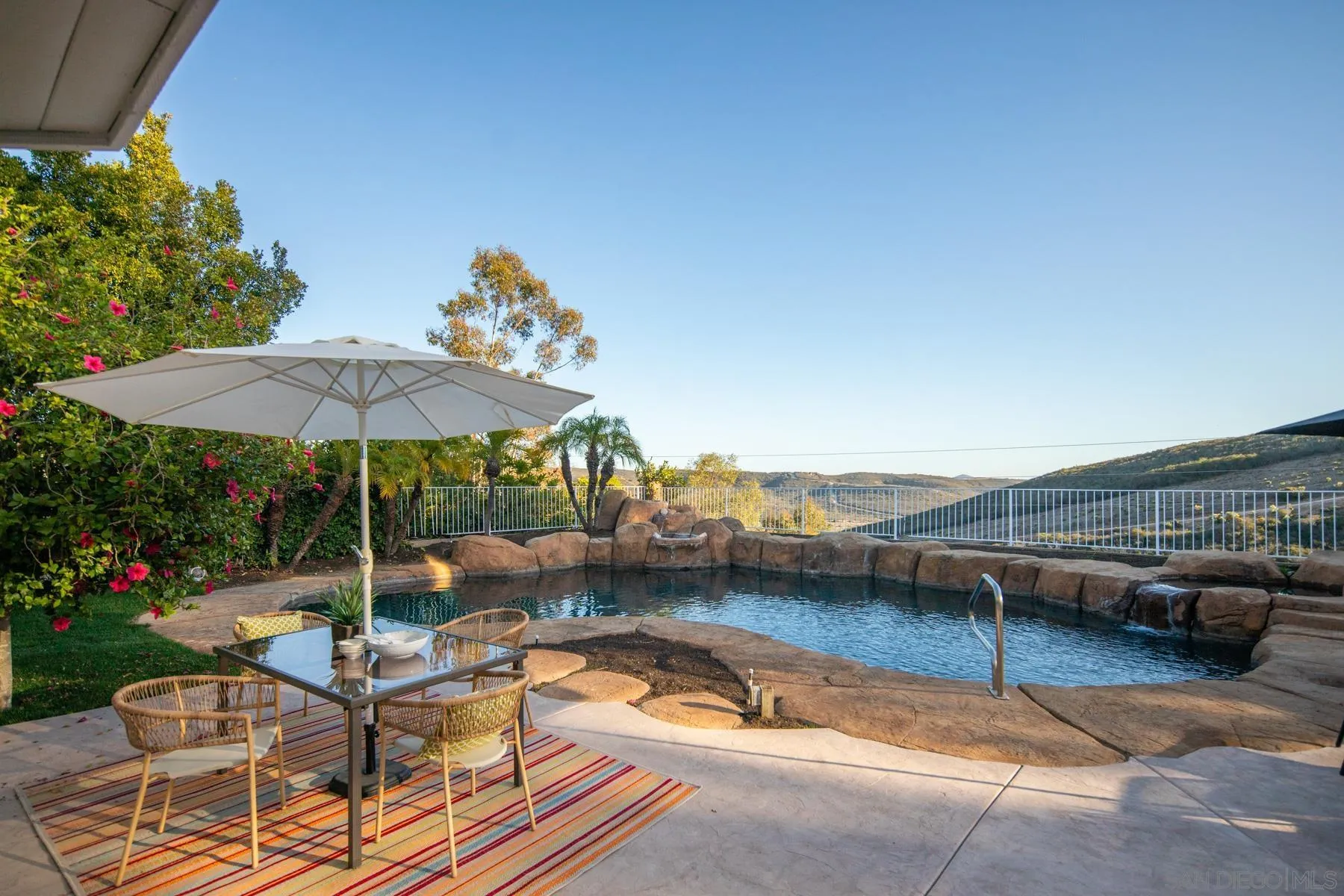 9975 Rue Chantemar, San Diego