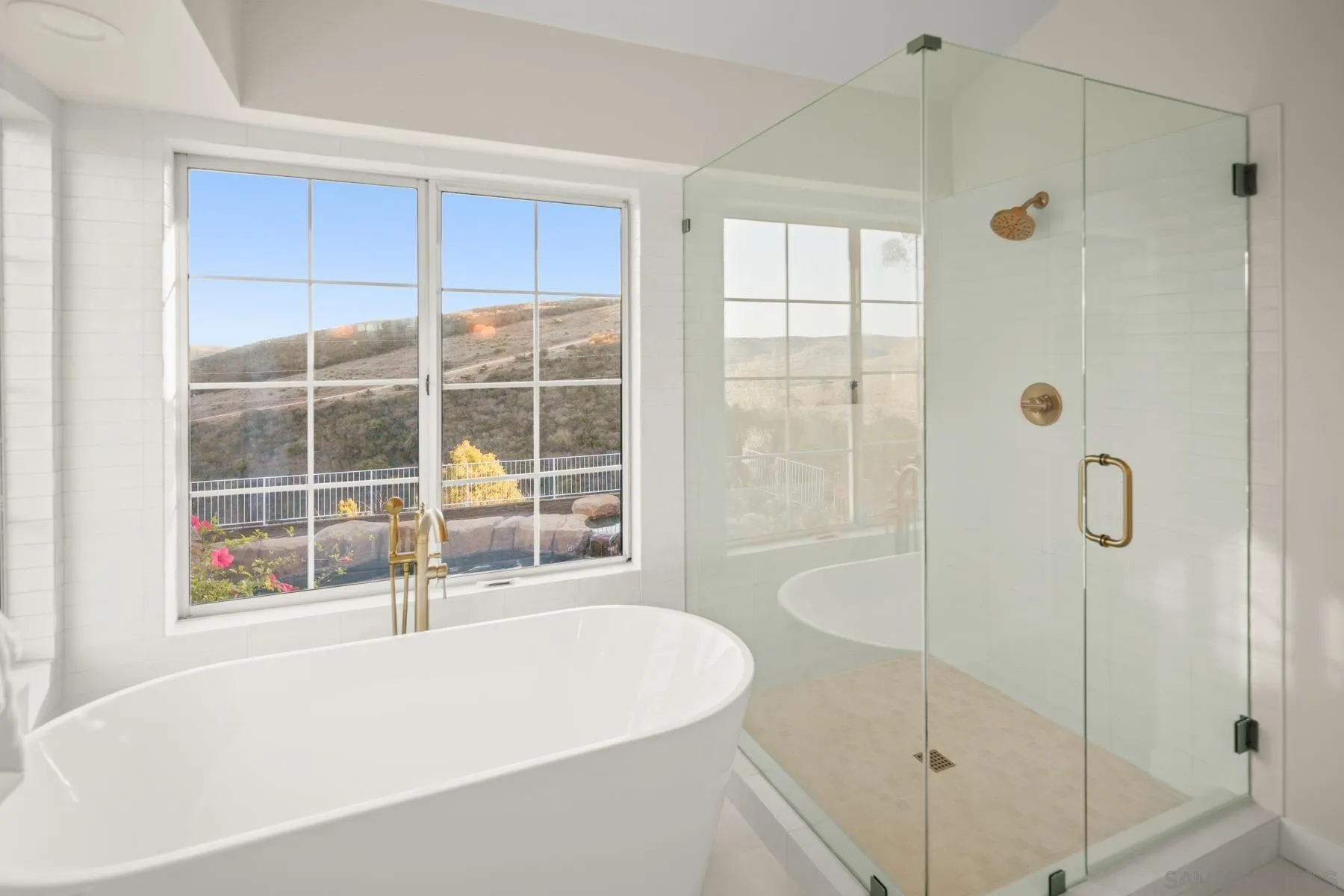 9975 Rue Chantemar, San Diego