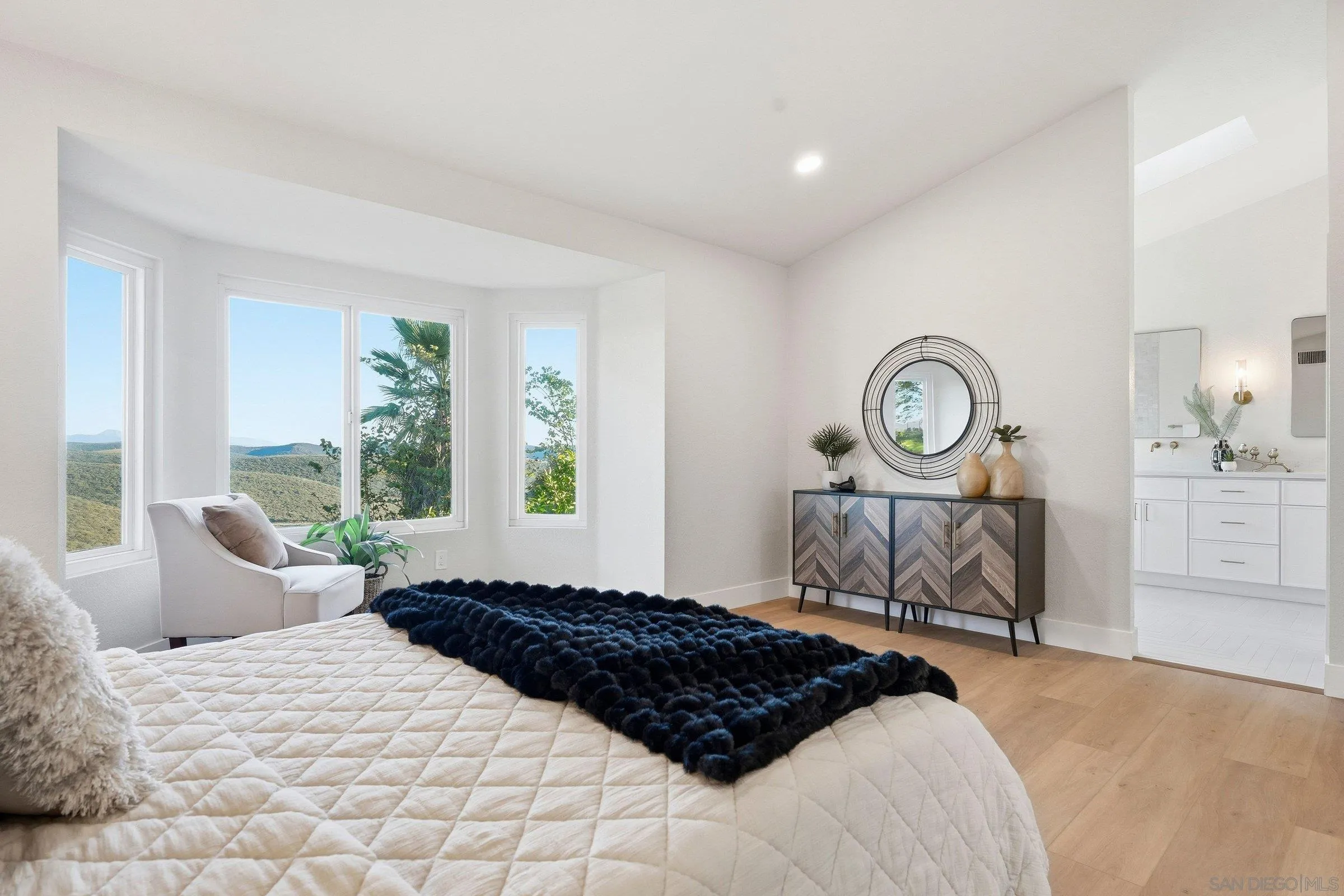 10747 Birch Bluff Ave