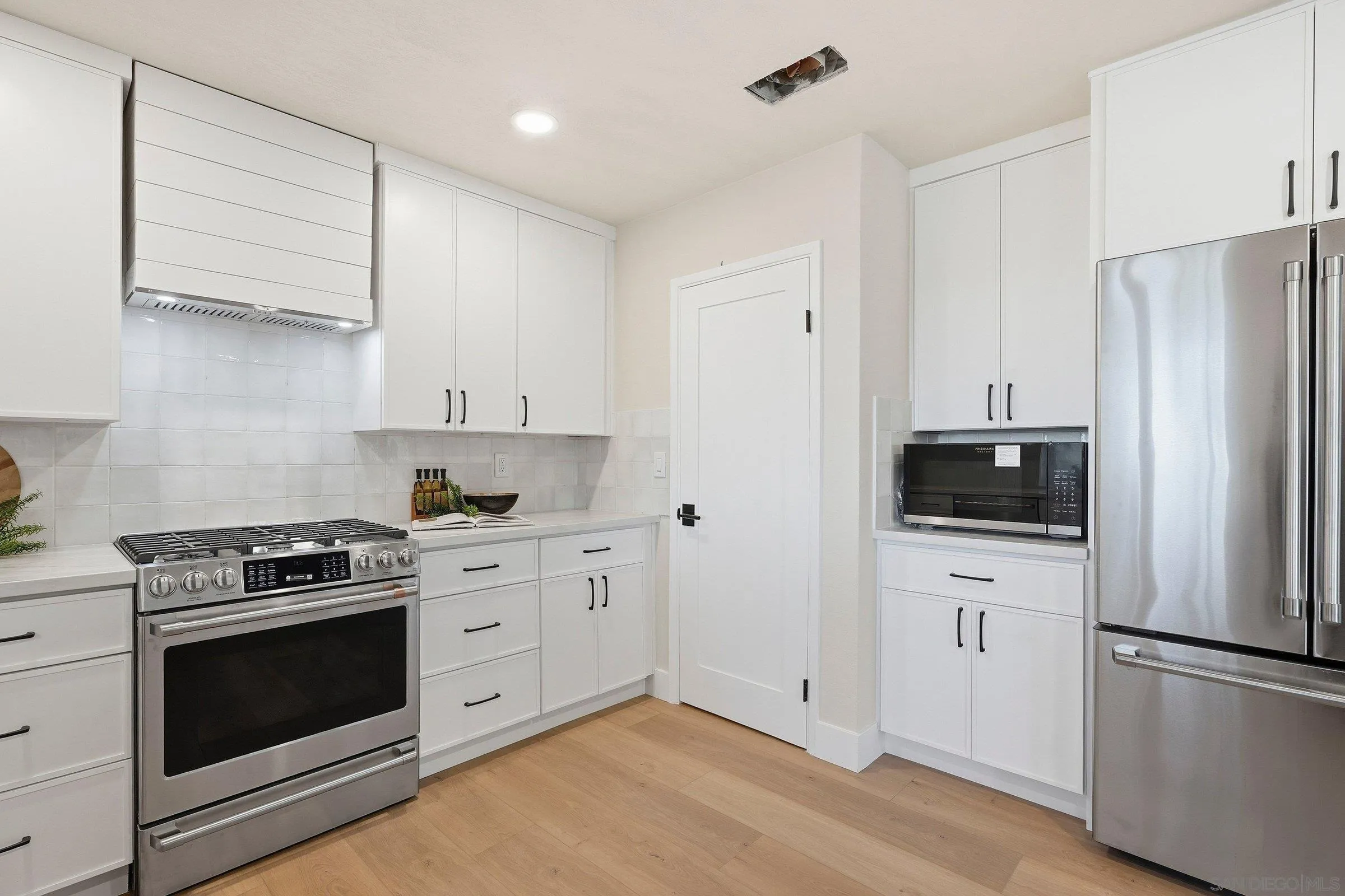 10747 Birch Bluff Ave