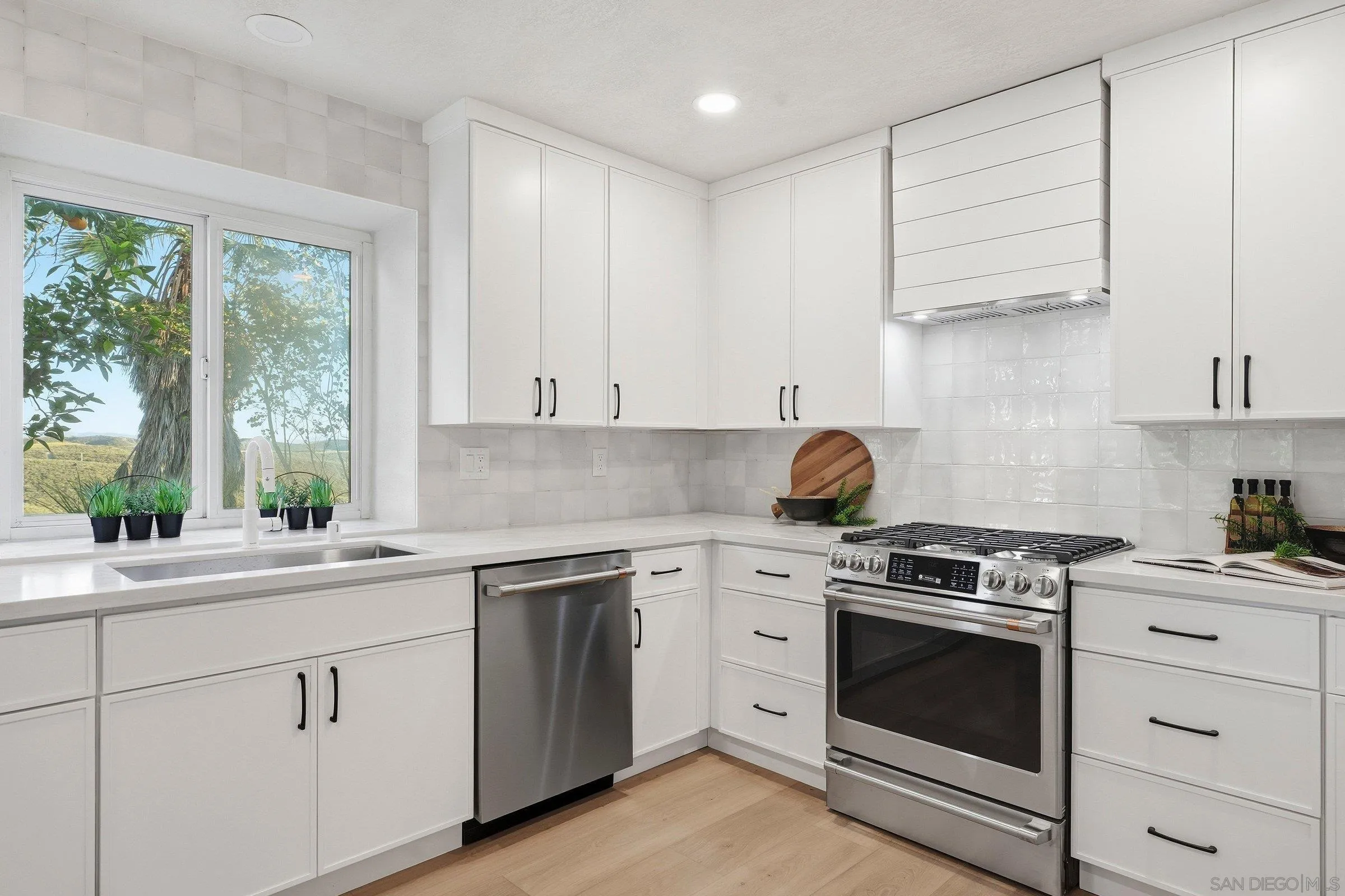 10747 Birch Bluff Ave