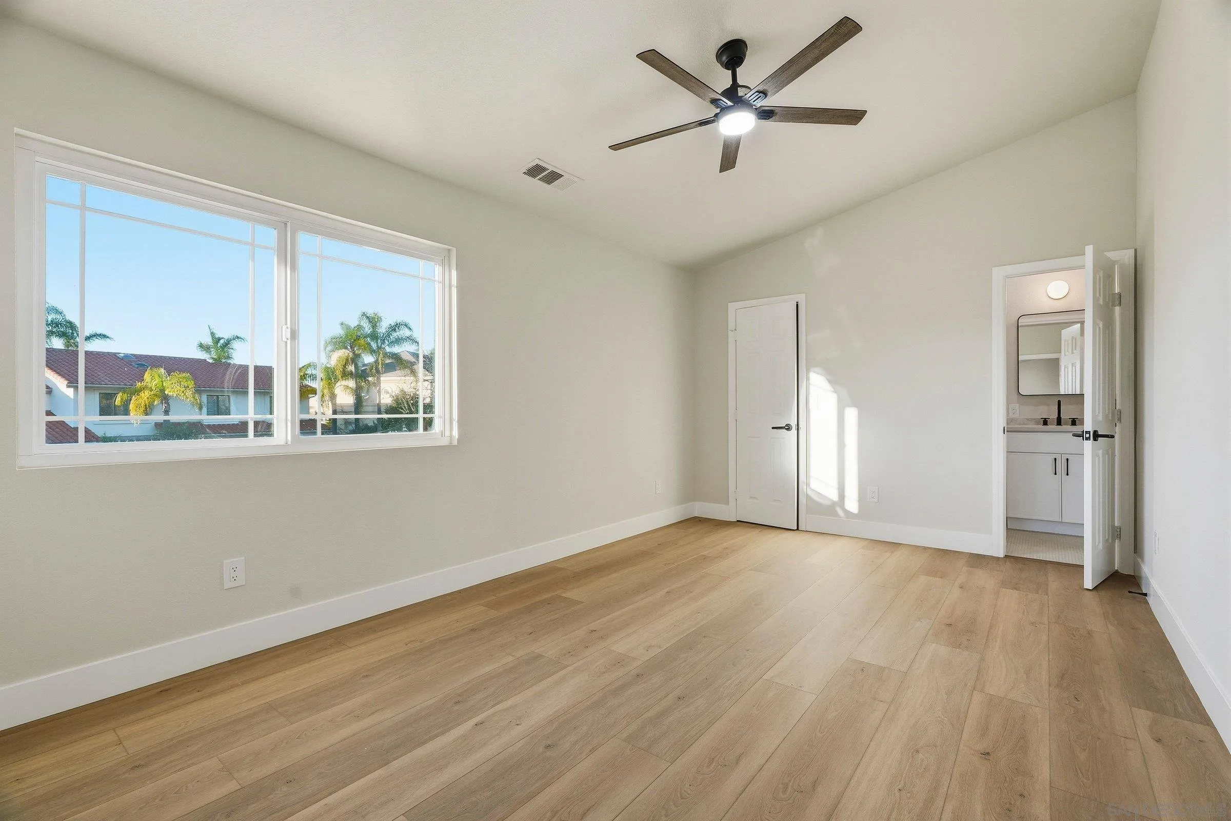 10747 Birch Bluff Ave