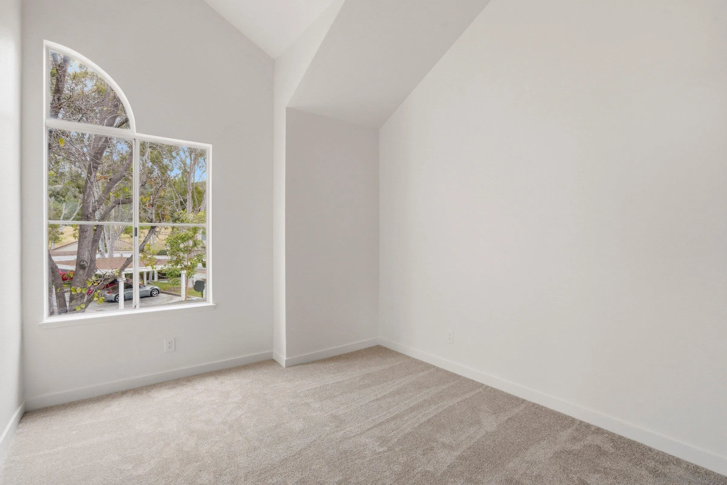 11268 1/2 Portobelo Drive