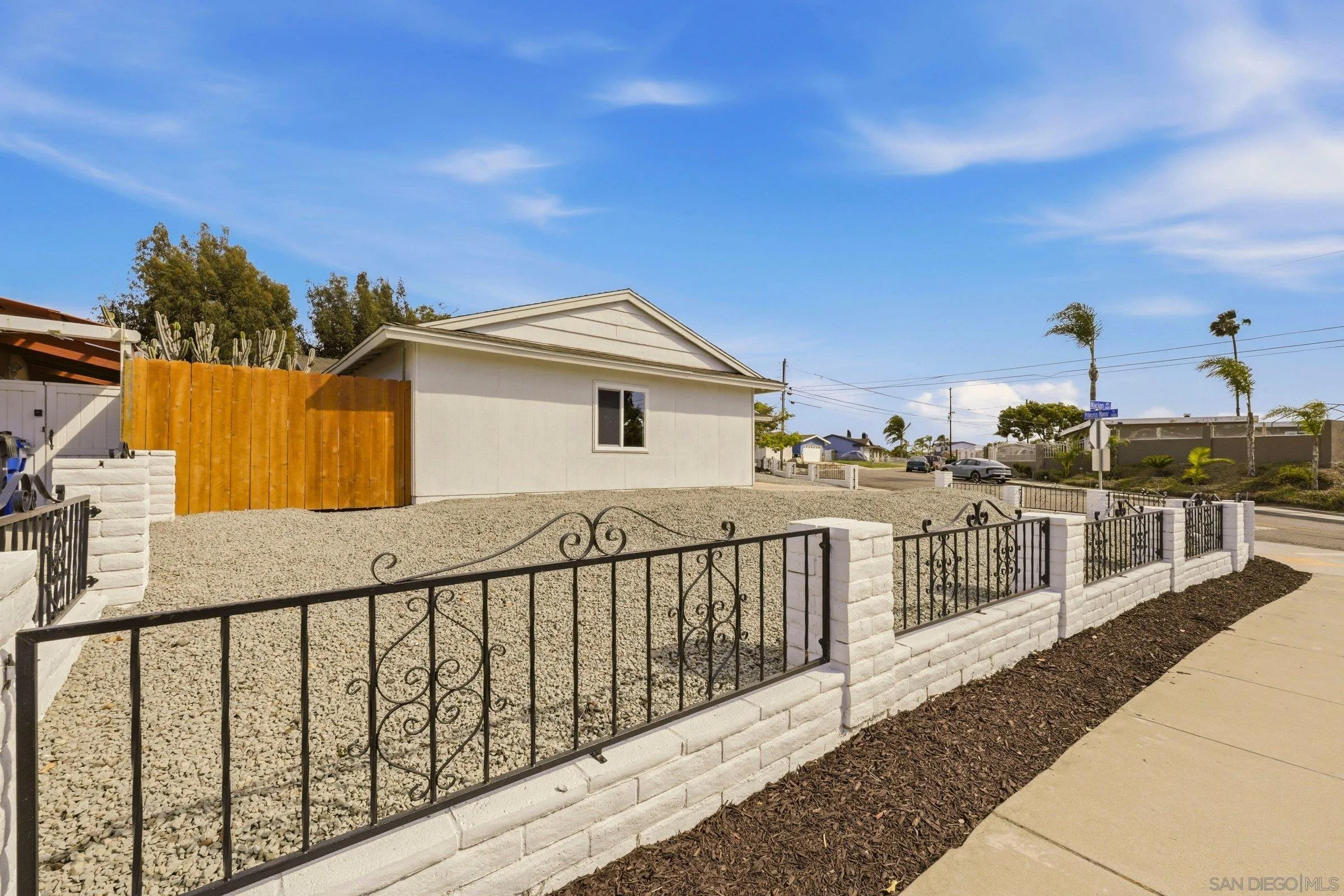 1441 Nacion Avenue