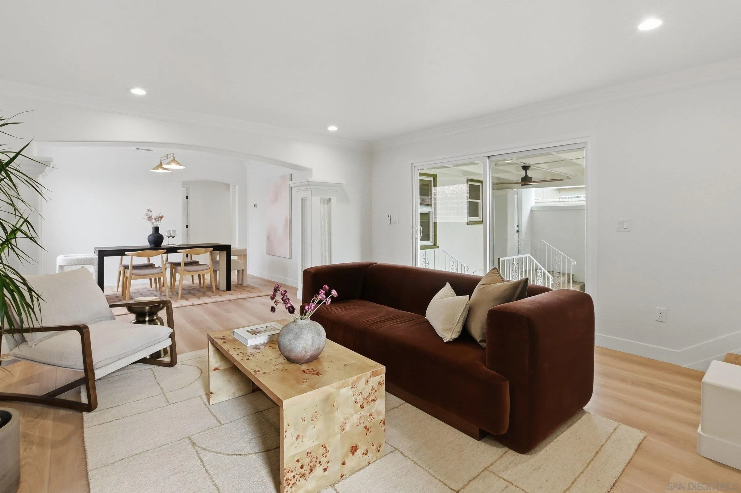 4906 Lorraine Dr
