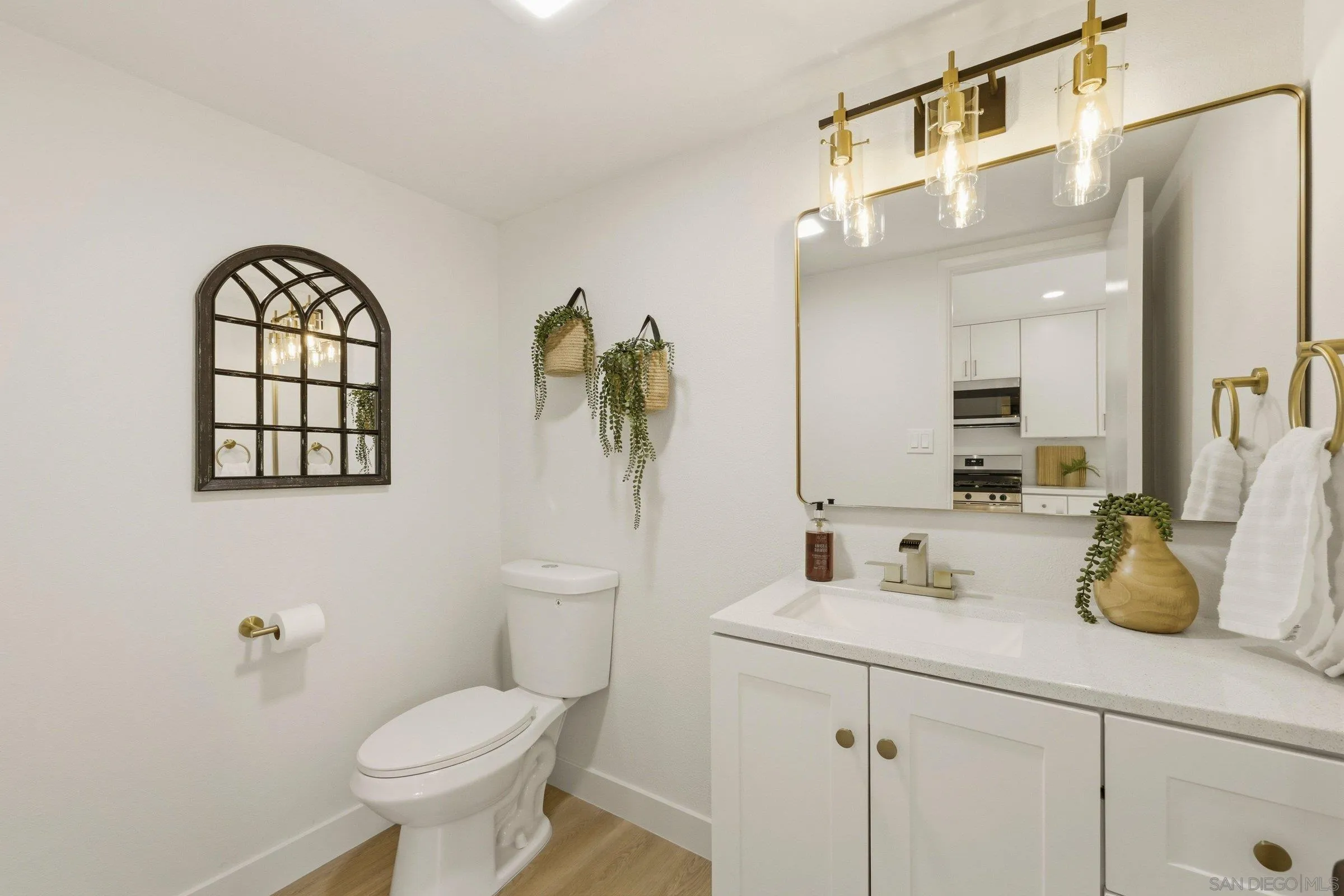 415 Woodlawn Ave Unit D