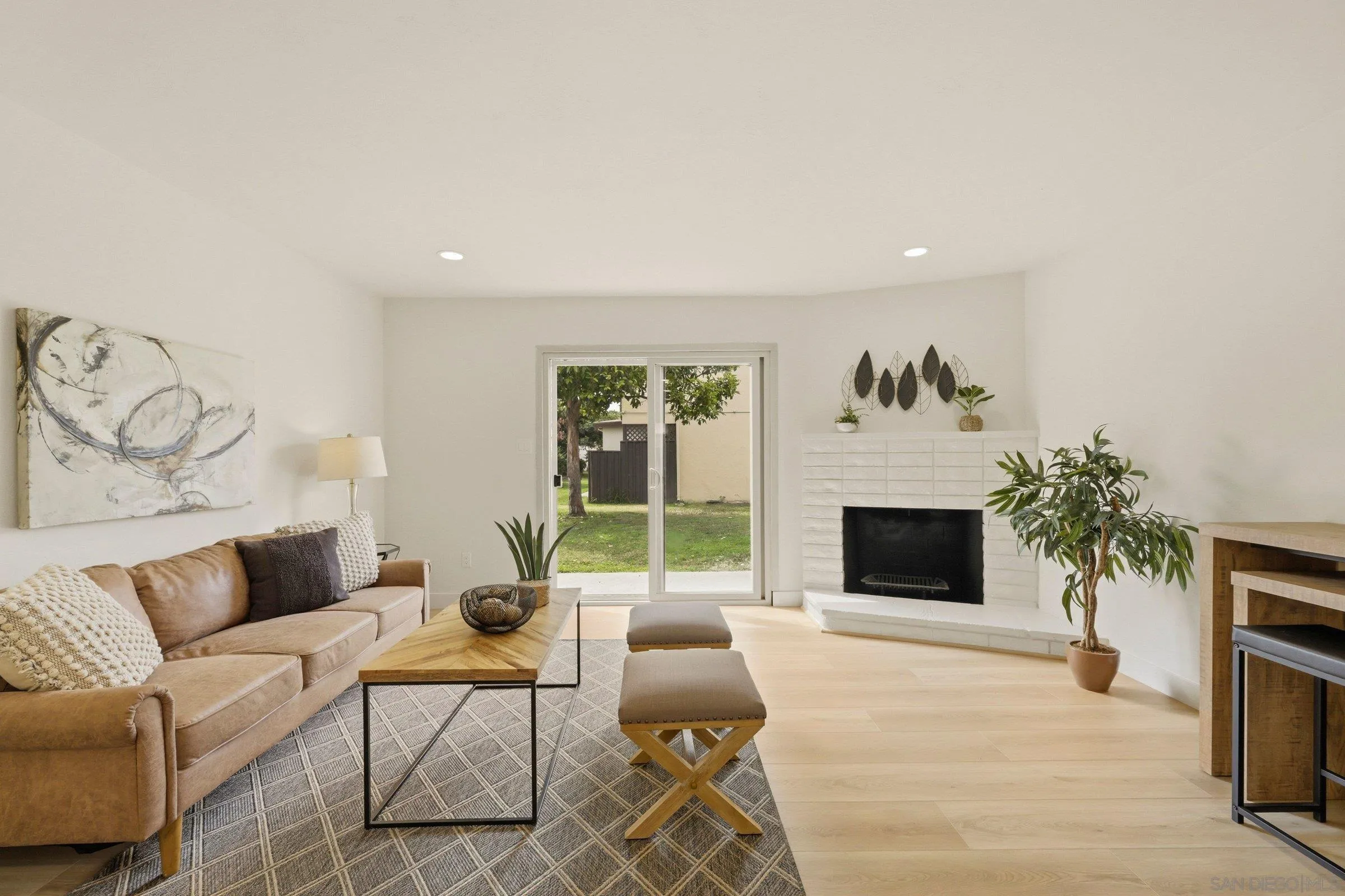 415 Woodlawn Ave Unit D