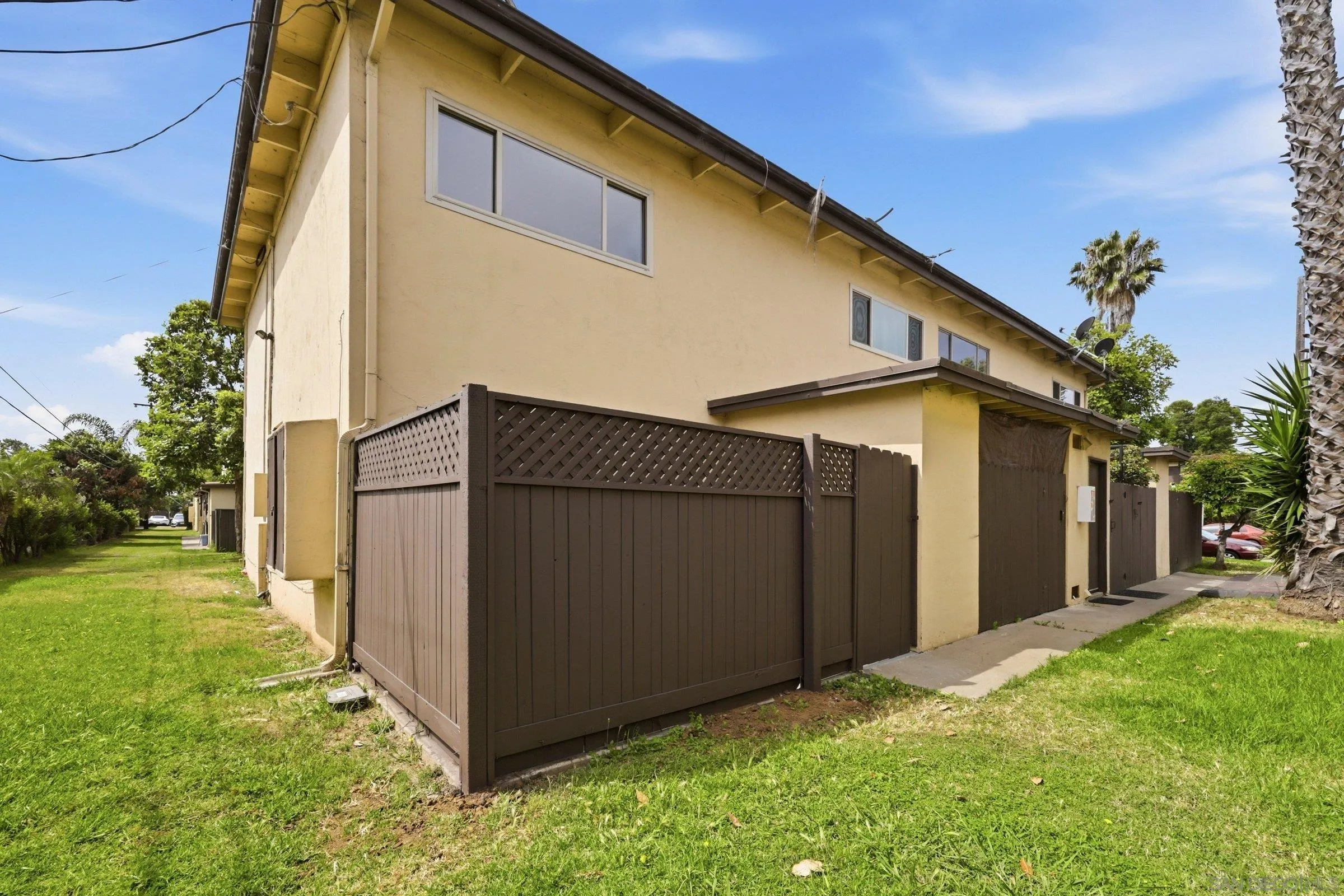415 Woodlawn Ave Unit D