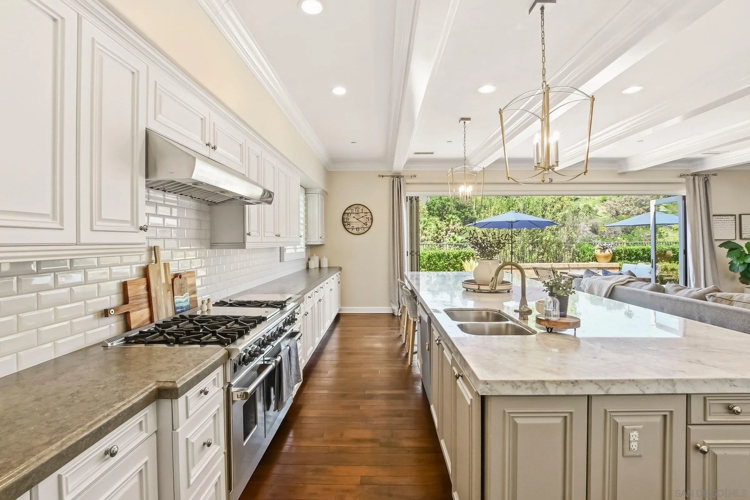 8114 Lazy River Rd